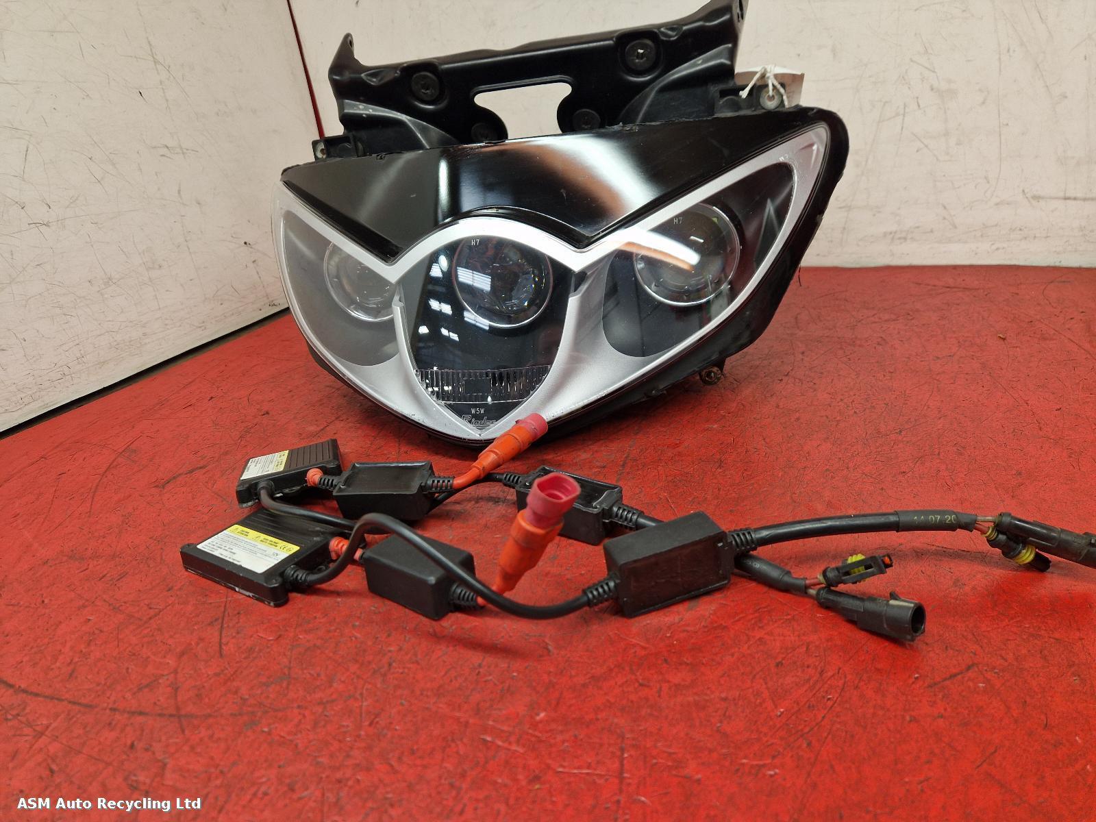 View Auto part Headlamp Triumph Sprint St 1050 2007