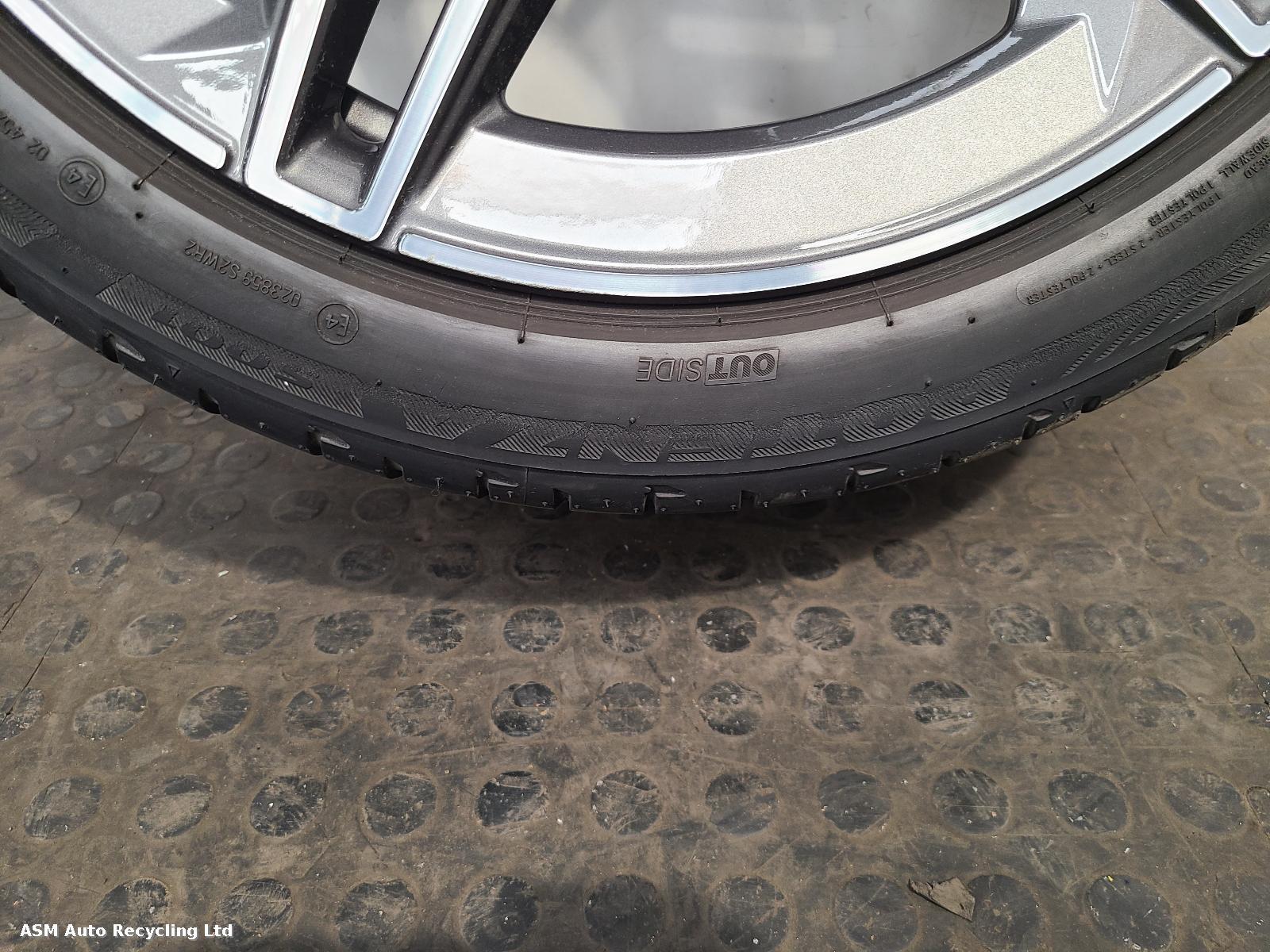 View Auto part Wheel Set Mercedes C Class 2020