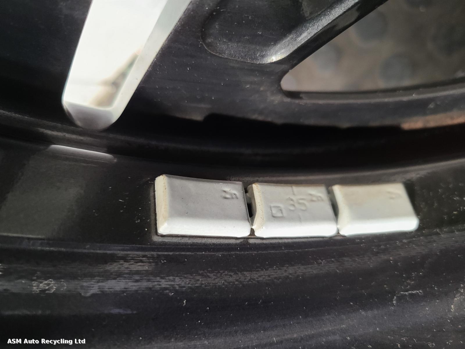 View Auto part Wheel Set Mercedes C Class 2020