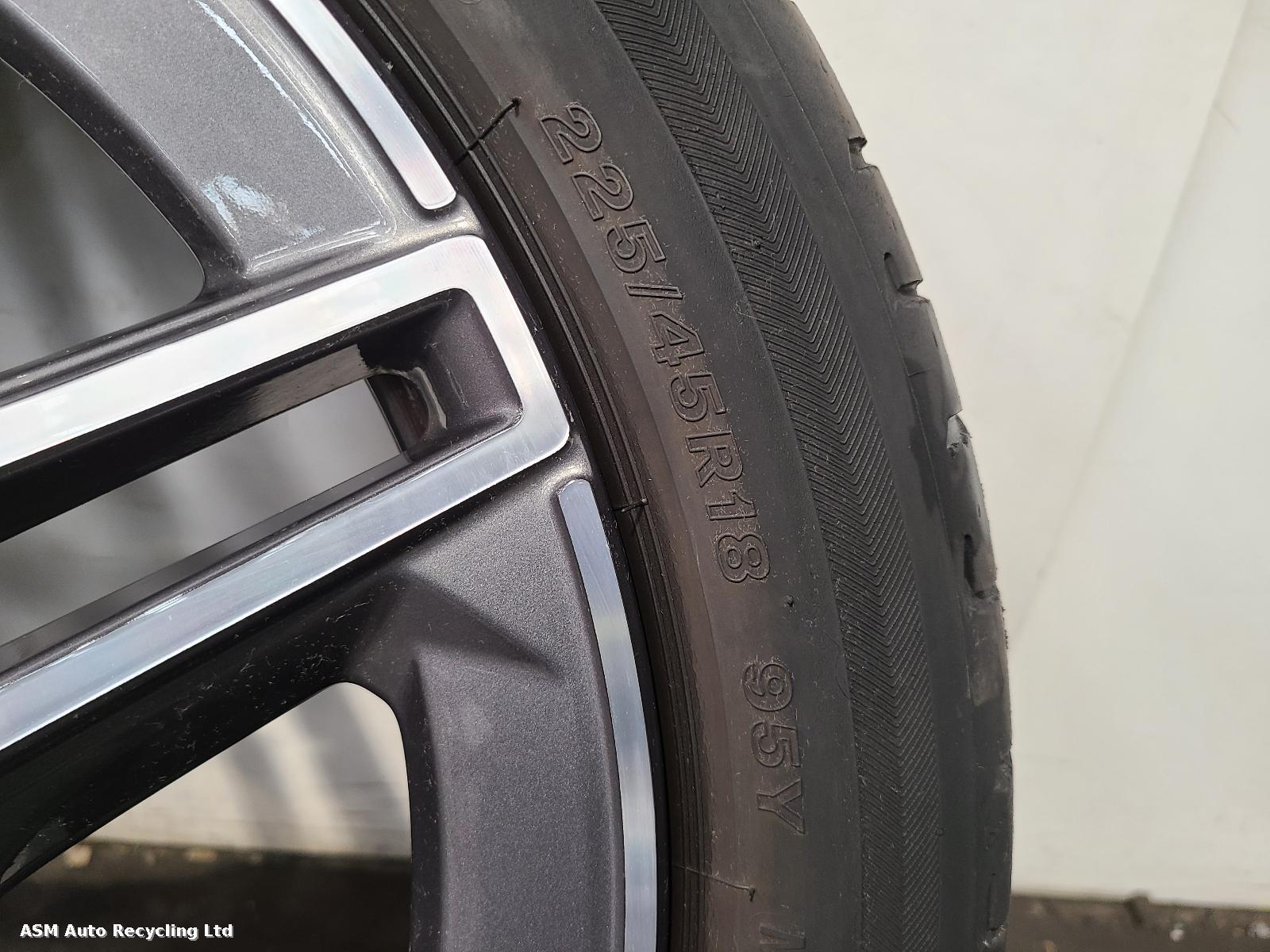 View Auto part Wheel Set Mercedes C Class 2020