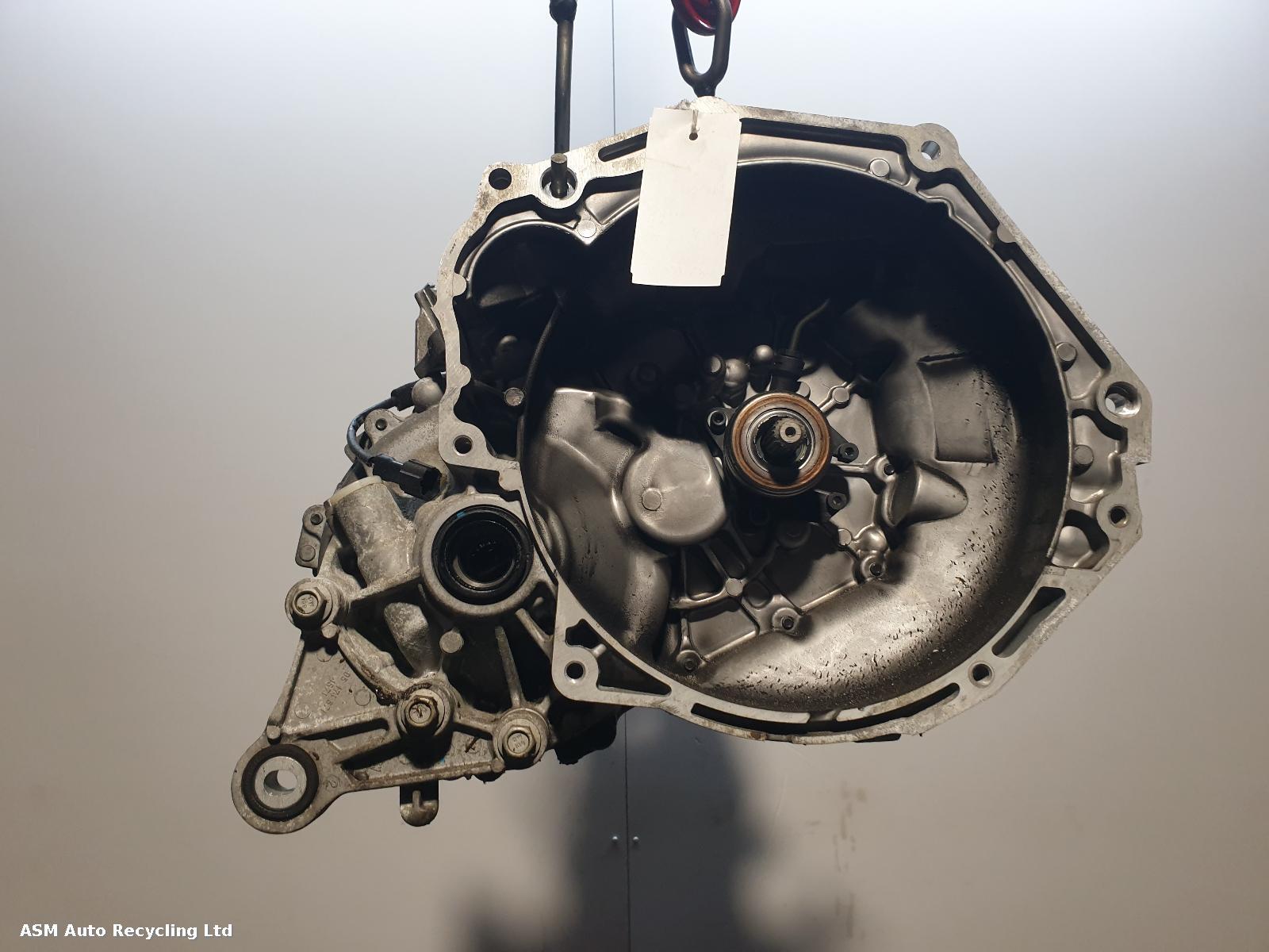 View Auto part Gearbox Vauxhall Viva 2017
