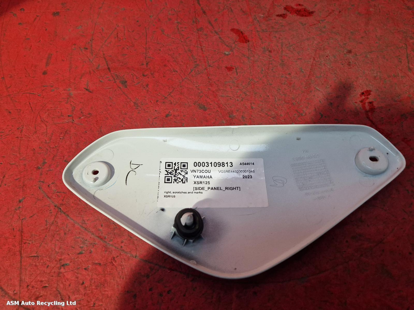 View Auto part Side Panel Right Yamaha Xsr125 2023