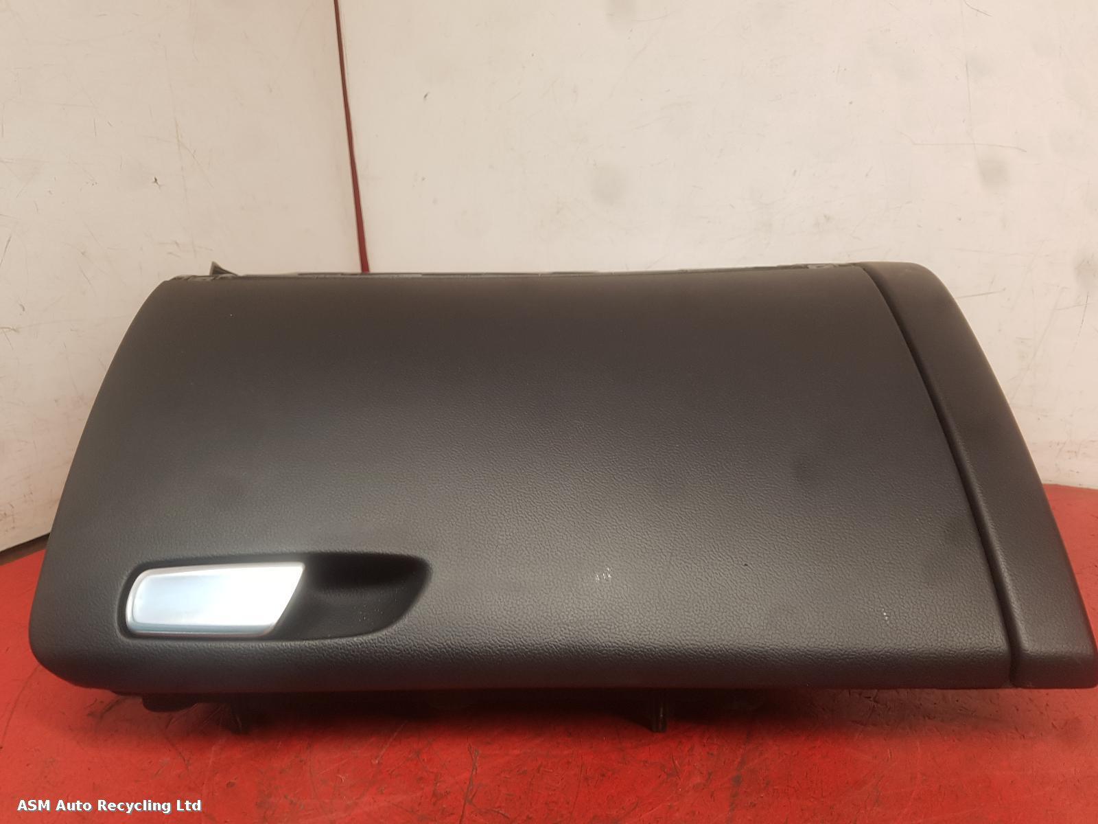 View Auto part Glove Box Audi A4 2009