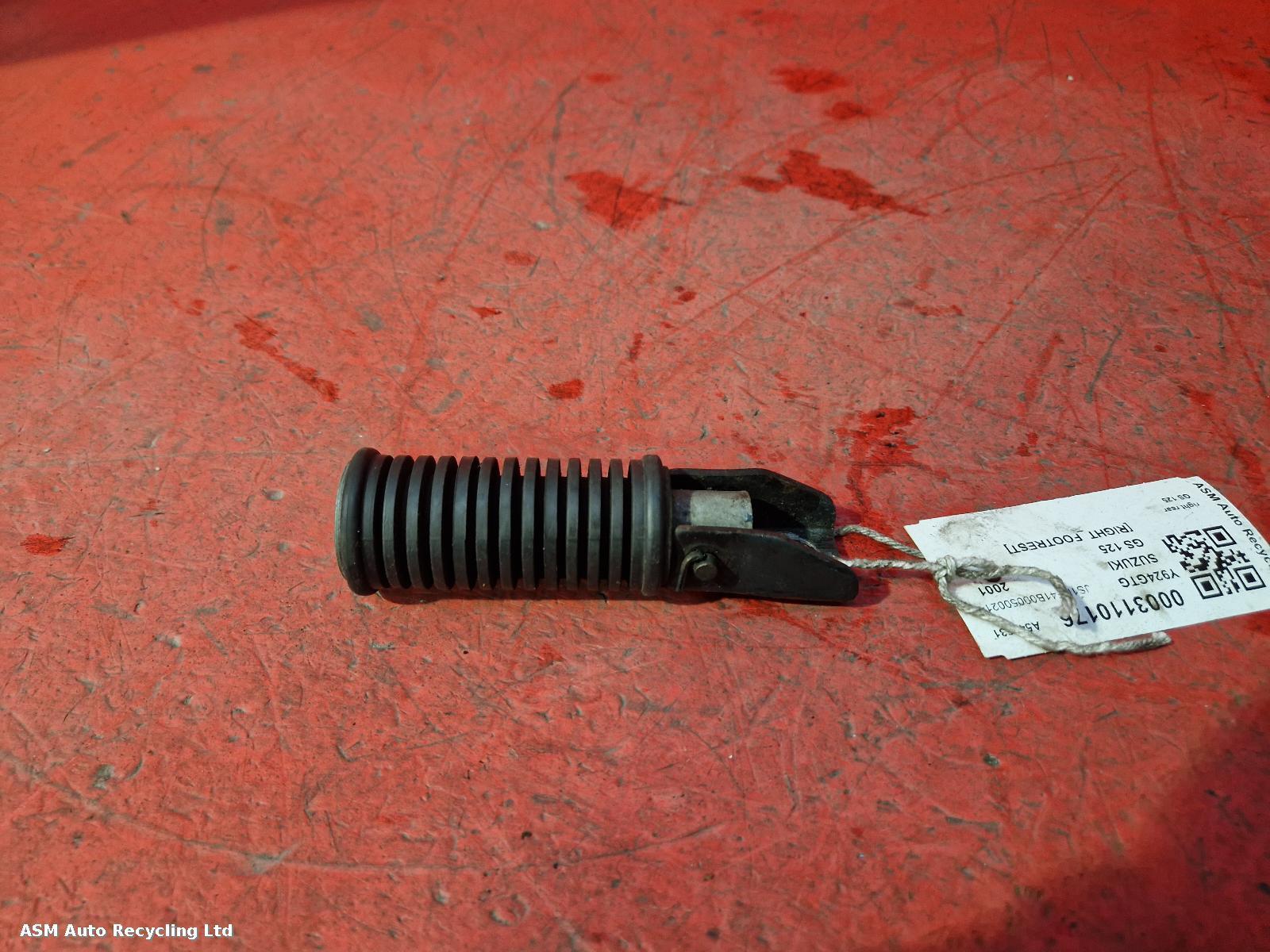 View Auto part Right Footrest Suzuki Gs 125 2001