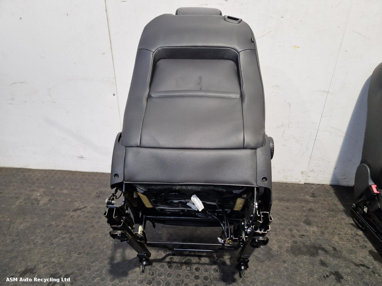 View Auto part Complete Interior Ford Fiesta 2016