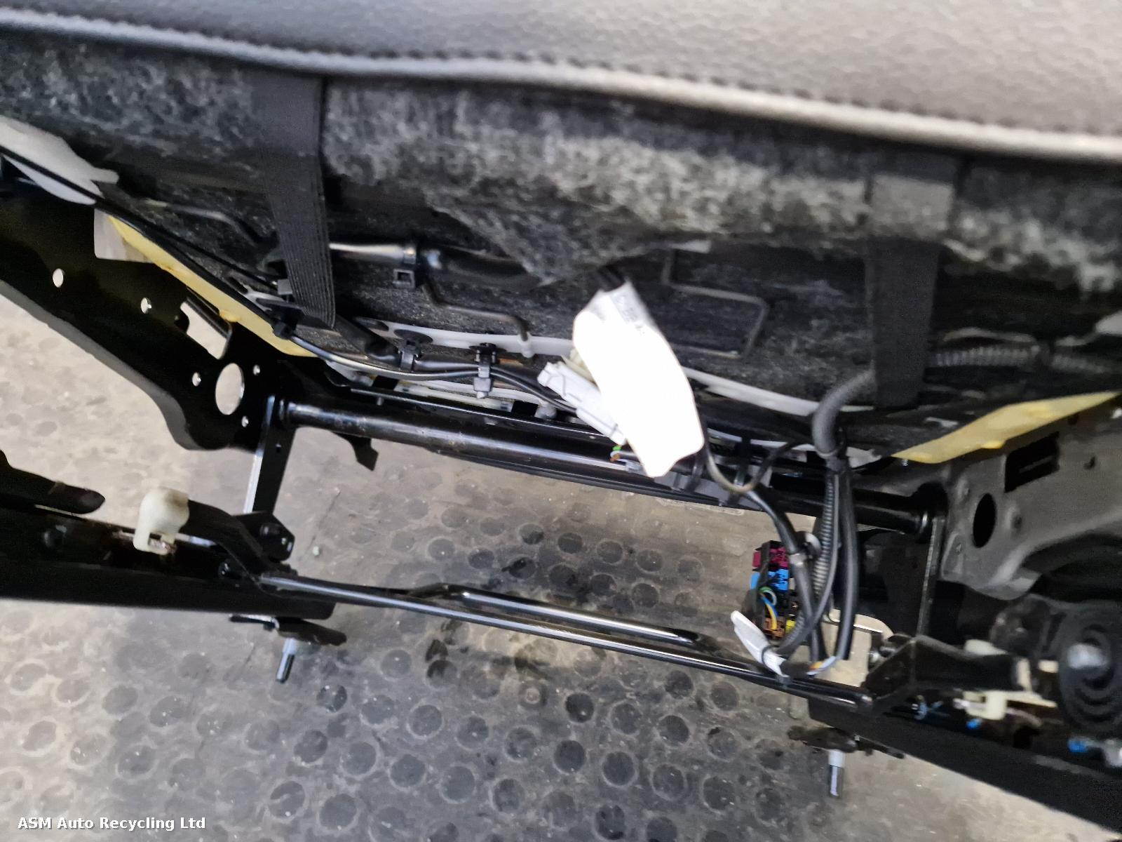 View Auto part Complete Interior Ford Fiesta 2016