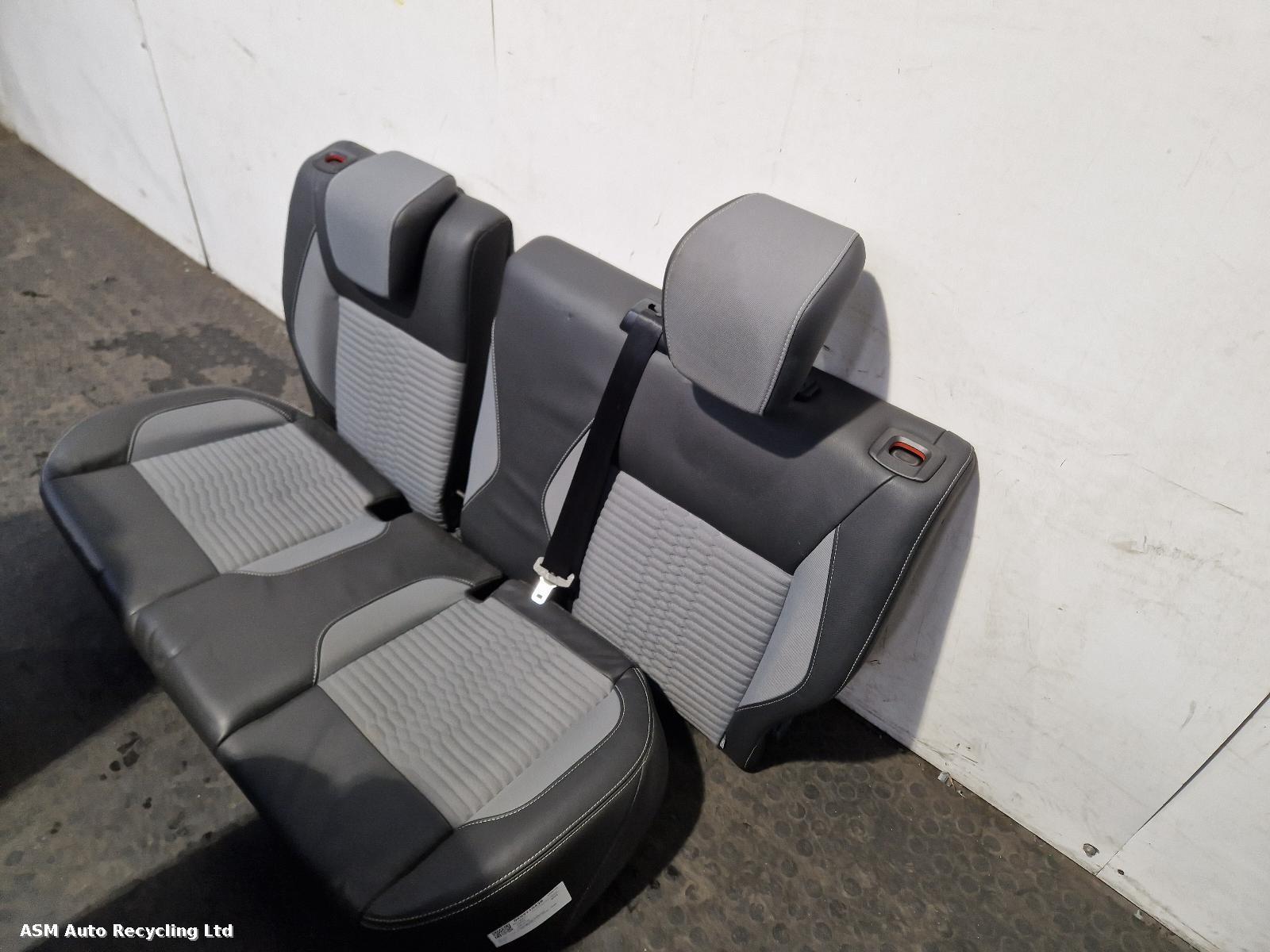 View Auto part Complete Interior Ford Fiesta 2016