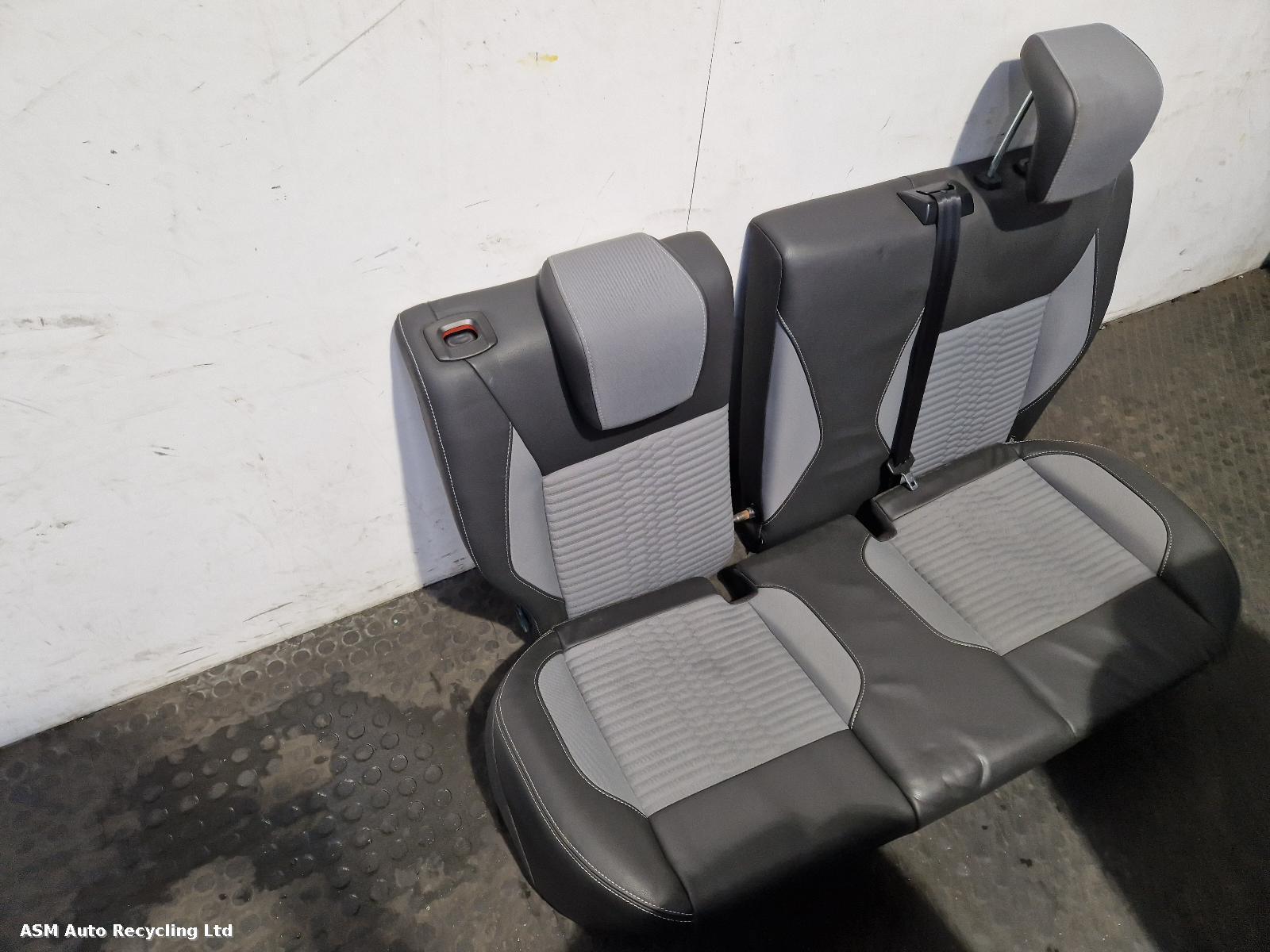 View Auto part Complete Interior Ford Fiesta 2016