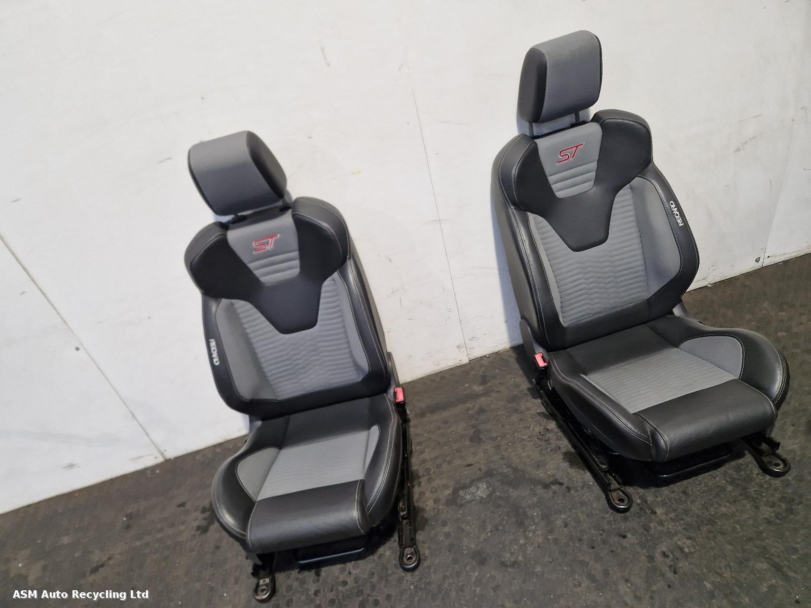 View Auto part Complete Interior Ford Fiesta 2016