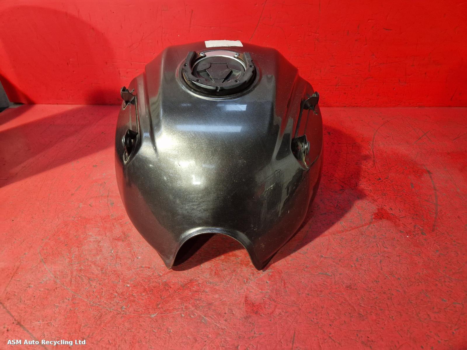 View Auto part Fuel Tank Kawasaki Kle 650 Versys 2013