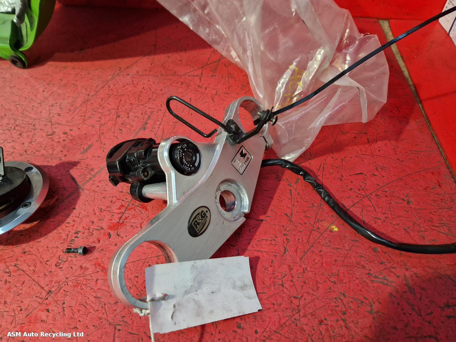 View Auto part Comp.Lock Set + Keys Kawasaki Zx 900 2002