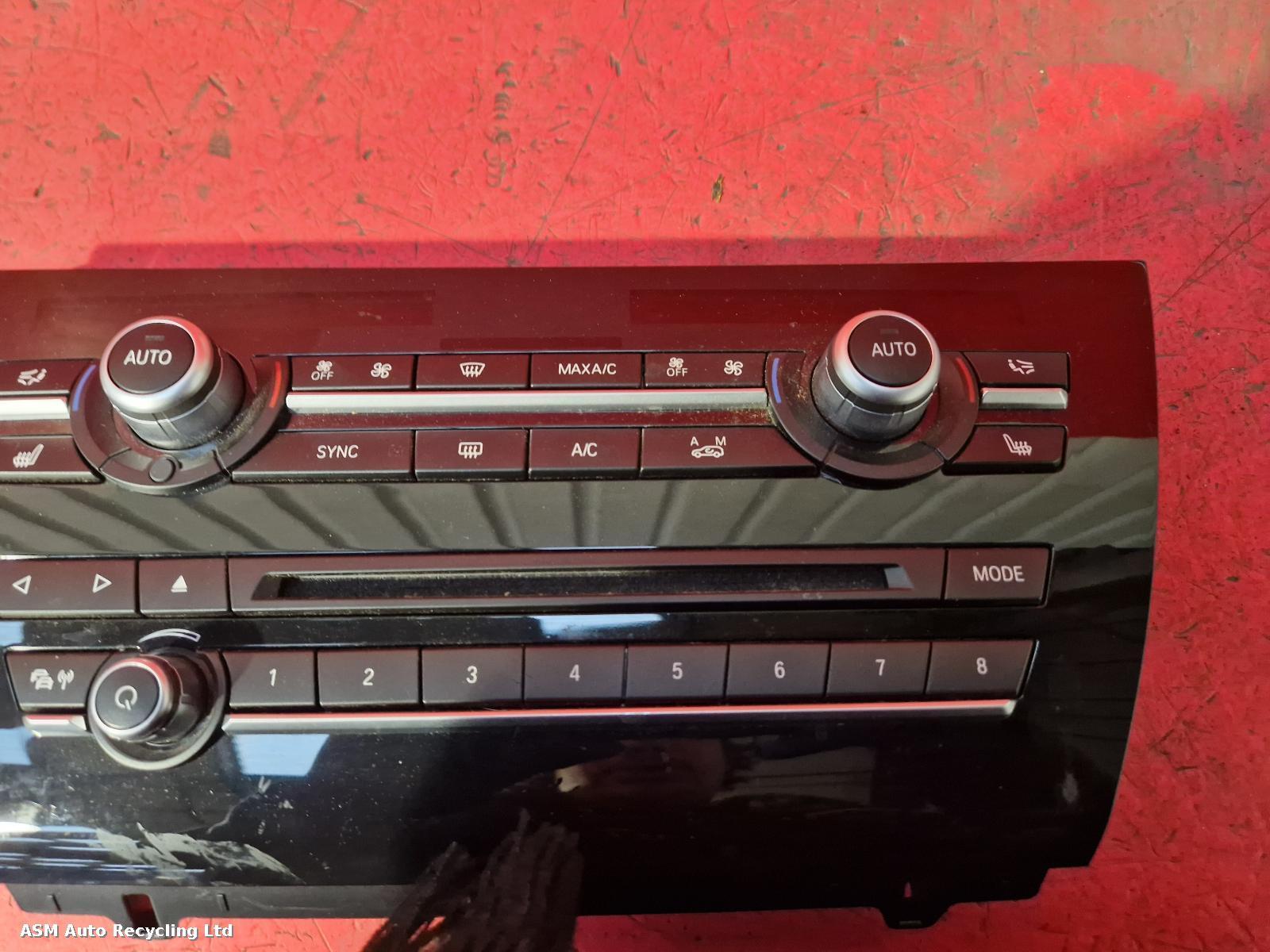 View Auto part Heater/AC Controller Bmw X5 2018