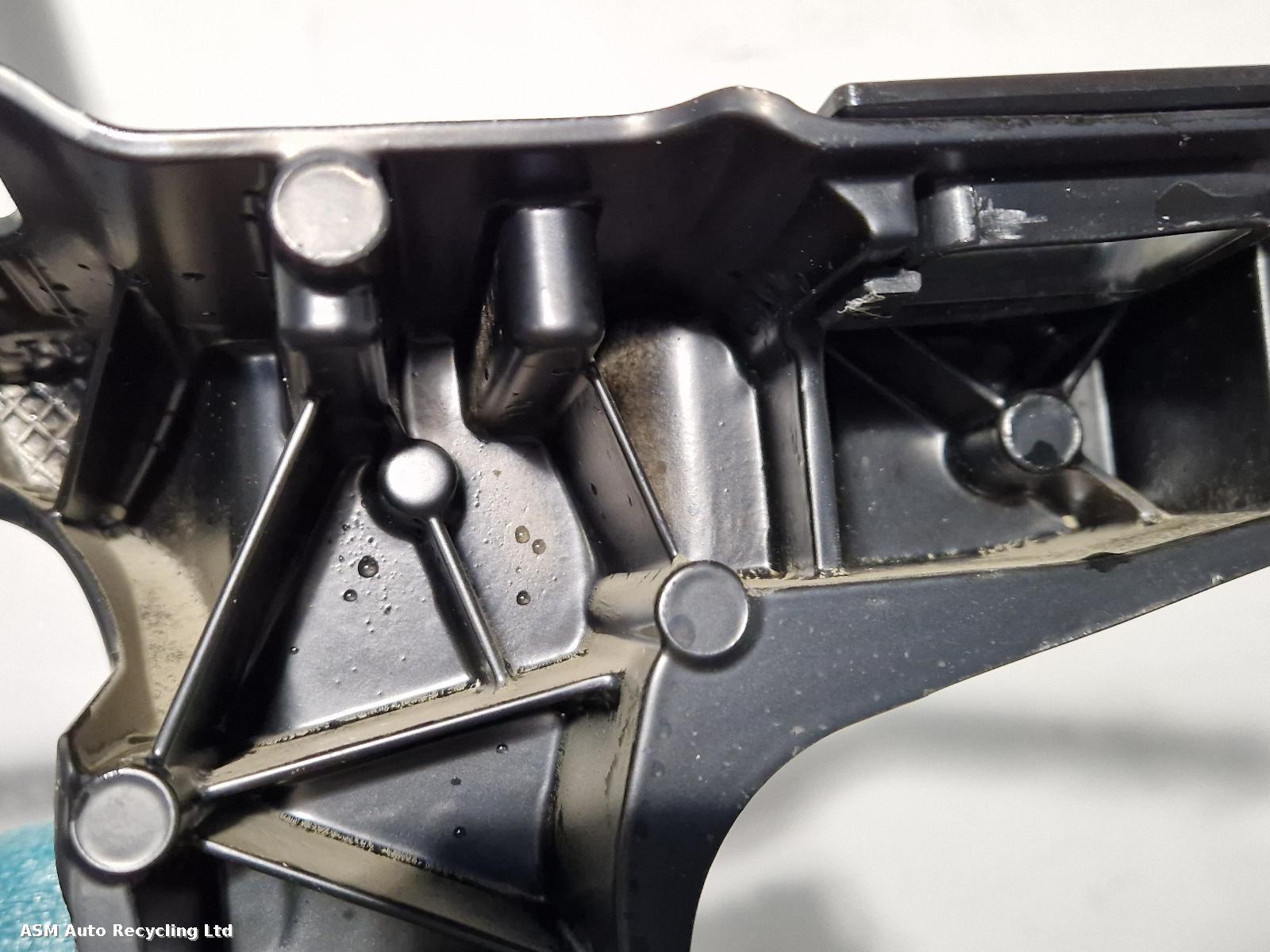 View Auto part Misc Jaguar F-pace 2024