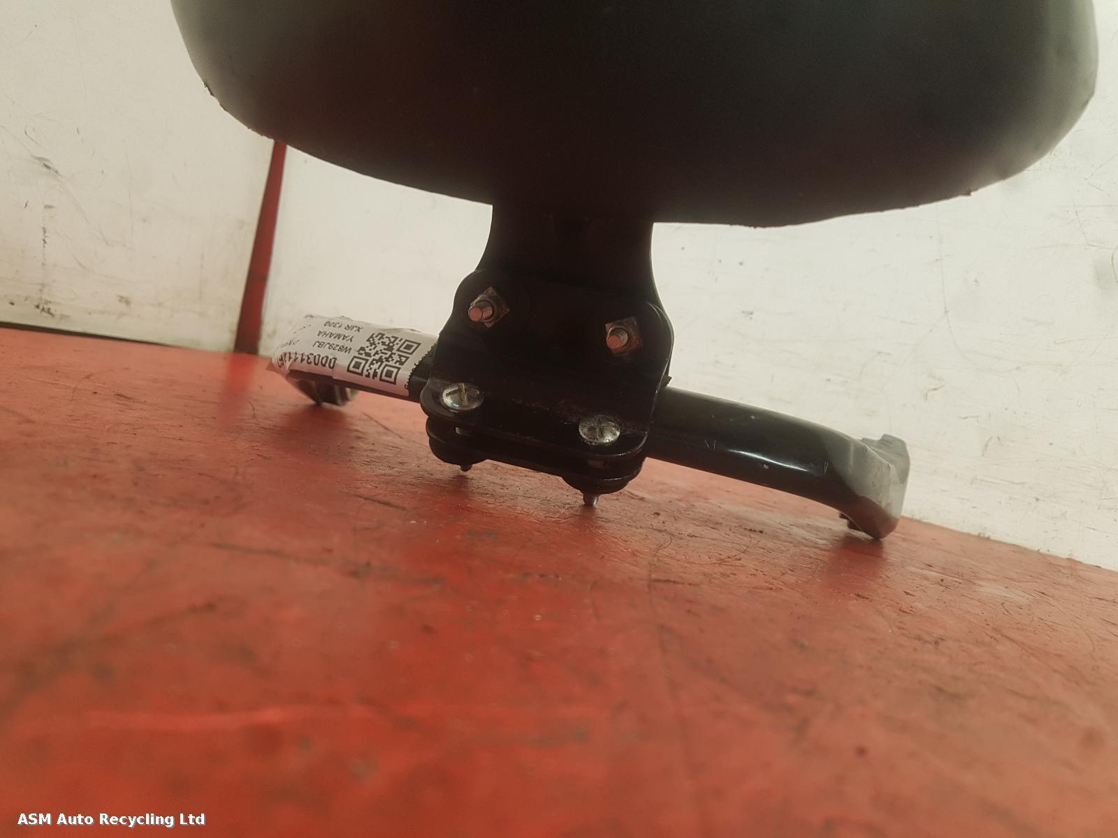 View Auto part 2nd Seat (Rear Seat) Yamaha Xjr 1300 2000