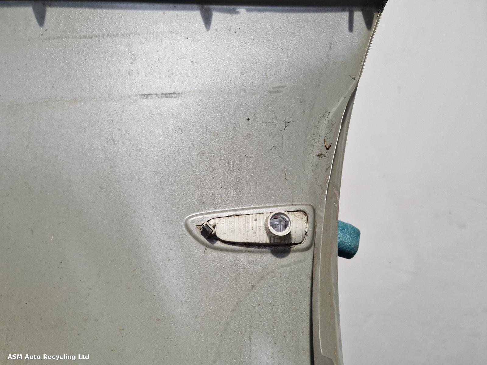 View Auto part R Wing Vauxhall Zafira 2016