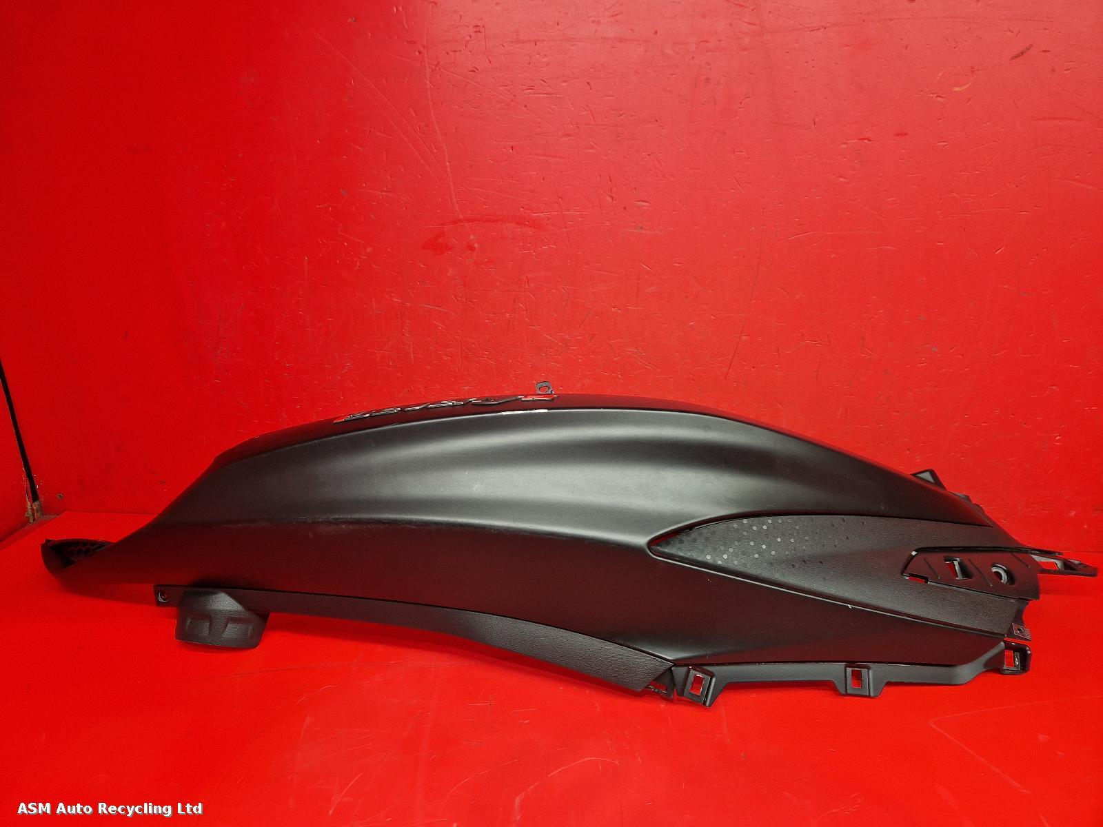 View Auto part Seat Cowl Piaggio Beverly S 400 2022