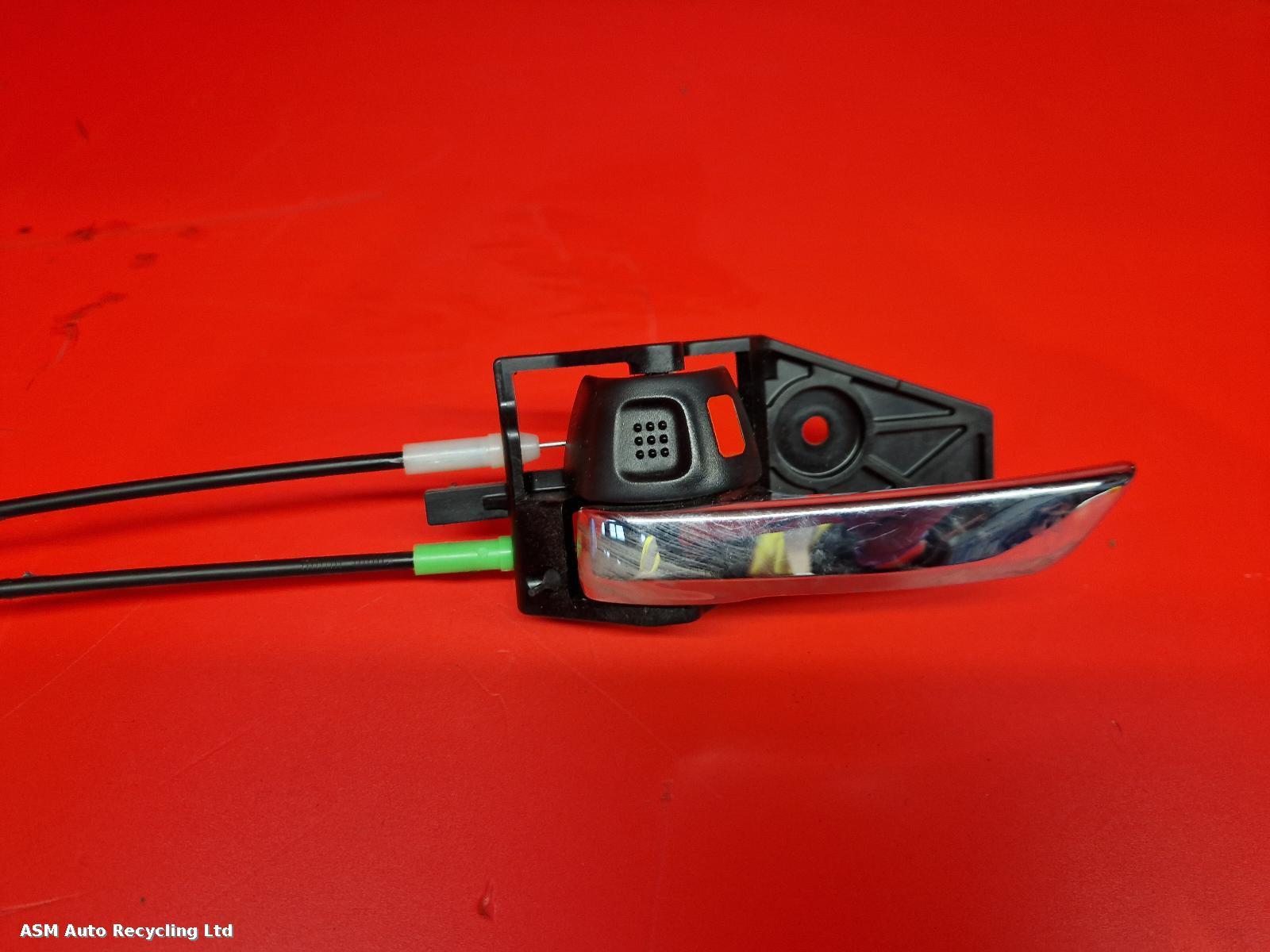 View Auto part Door Lock Assembly Suzuki Swift 2021