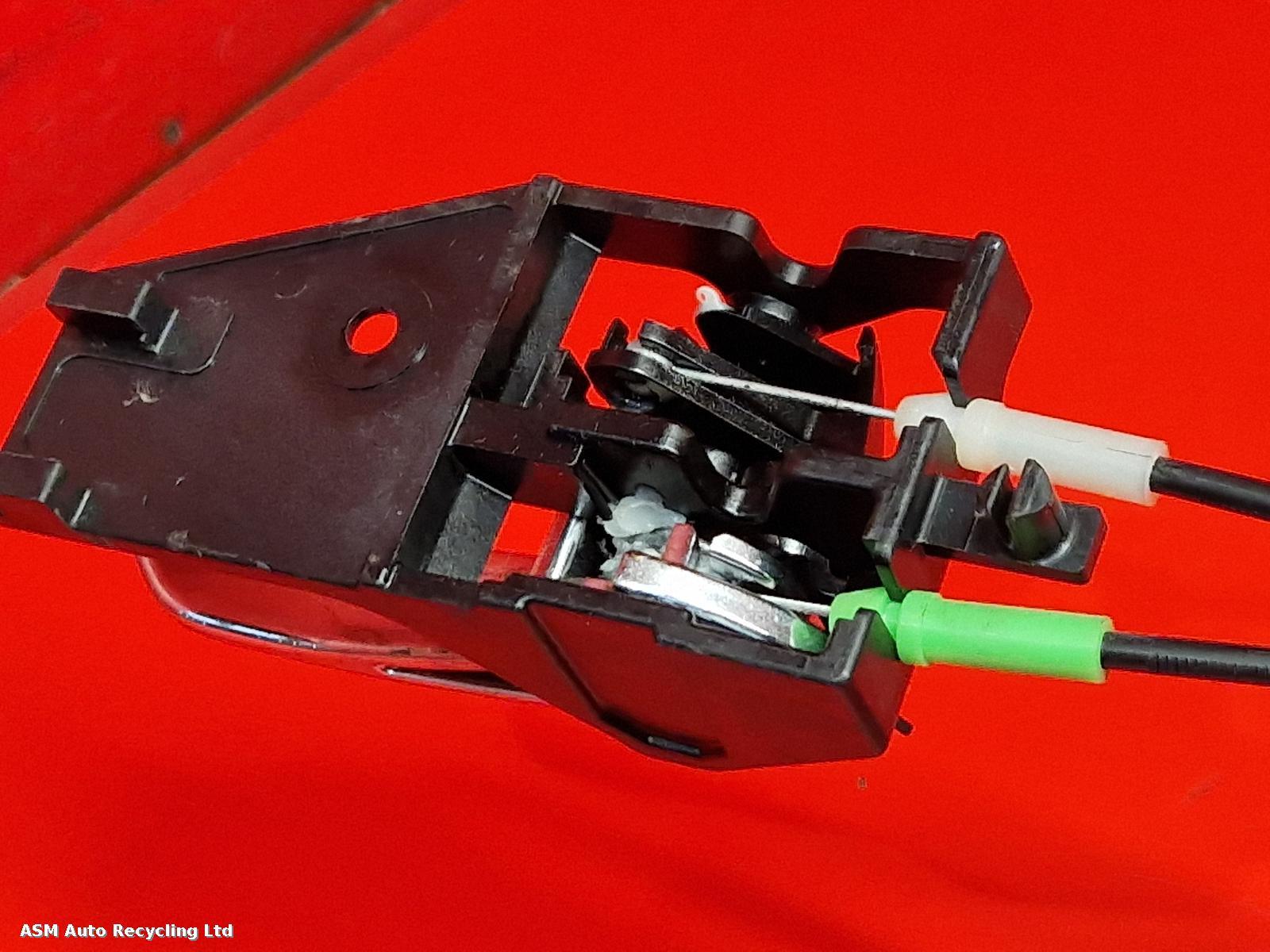 View Auto part Door Lock Assembly Suzuki Swift 2021