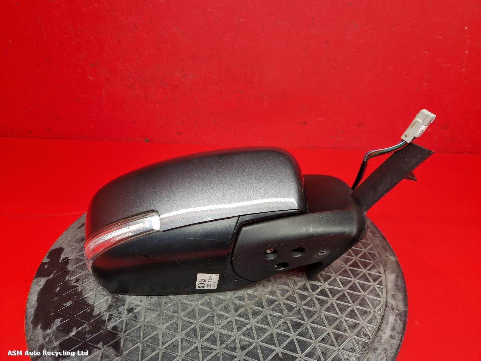 View Auto part R Door Mirror Suzuki Swift 2021