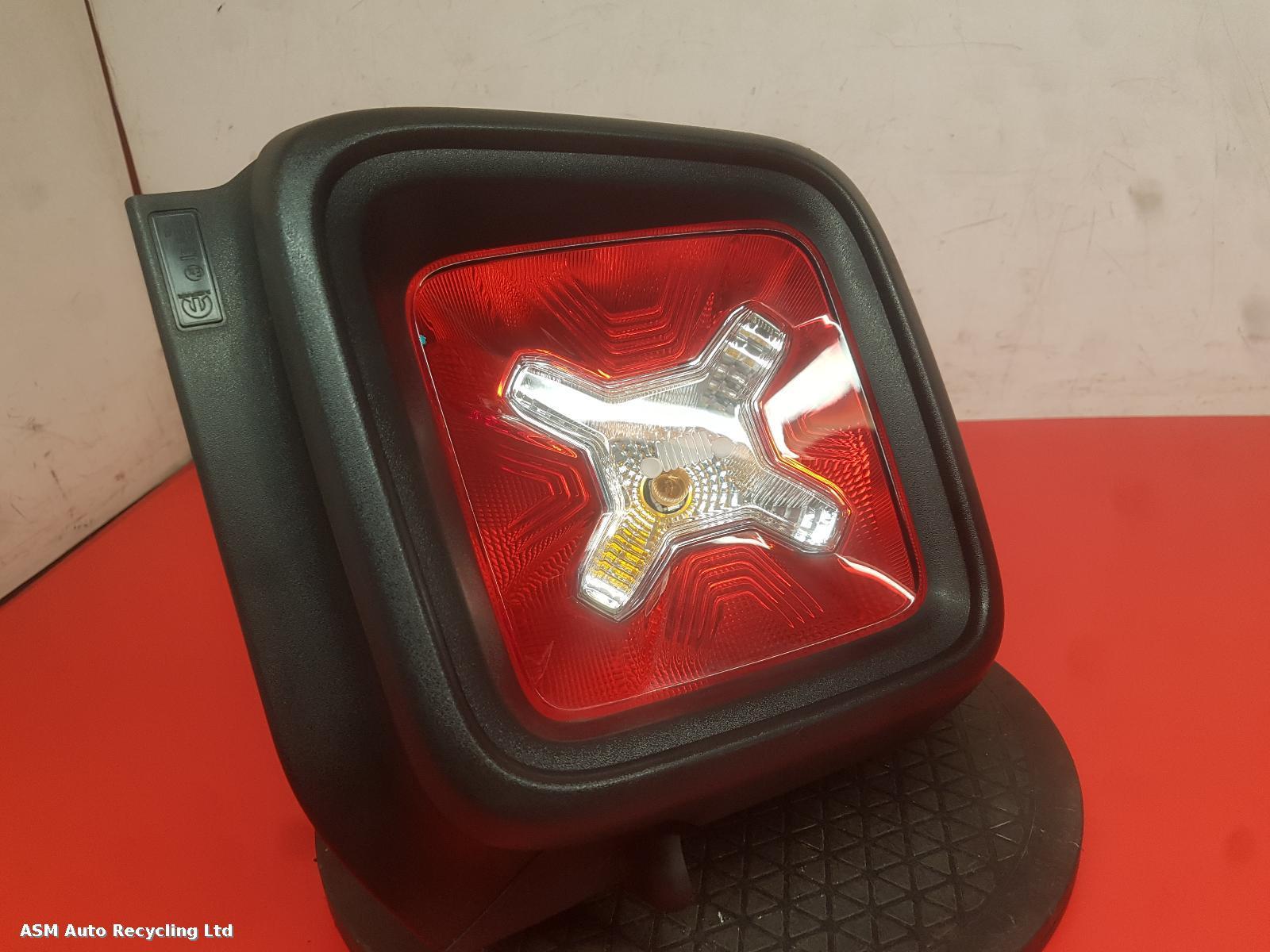 View Auto part L Taillight Jeep Renegade 2015