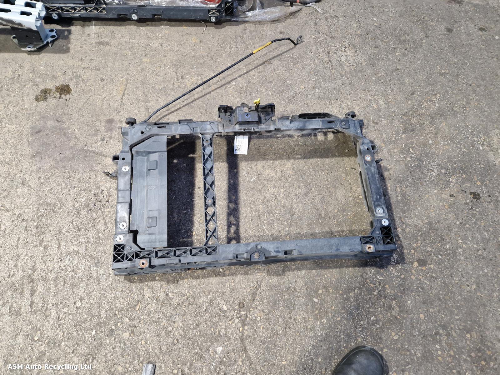 View Auto part Front Panel Ford Fiesta 2017