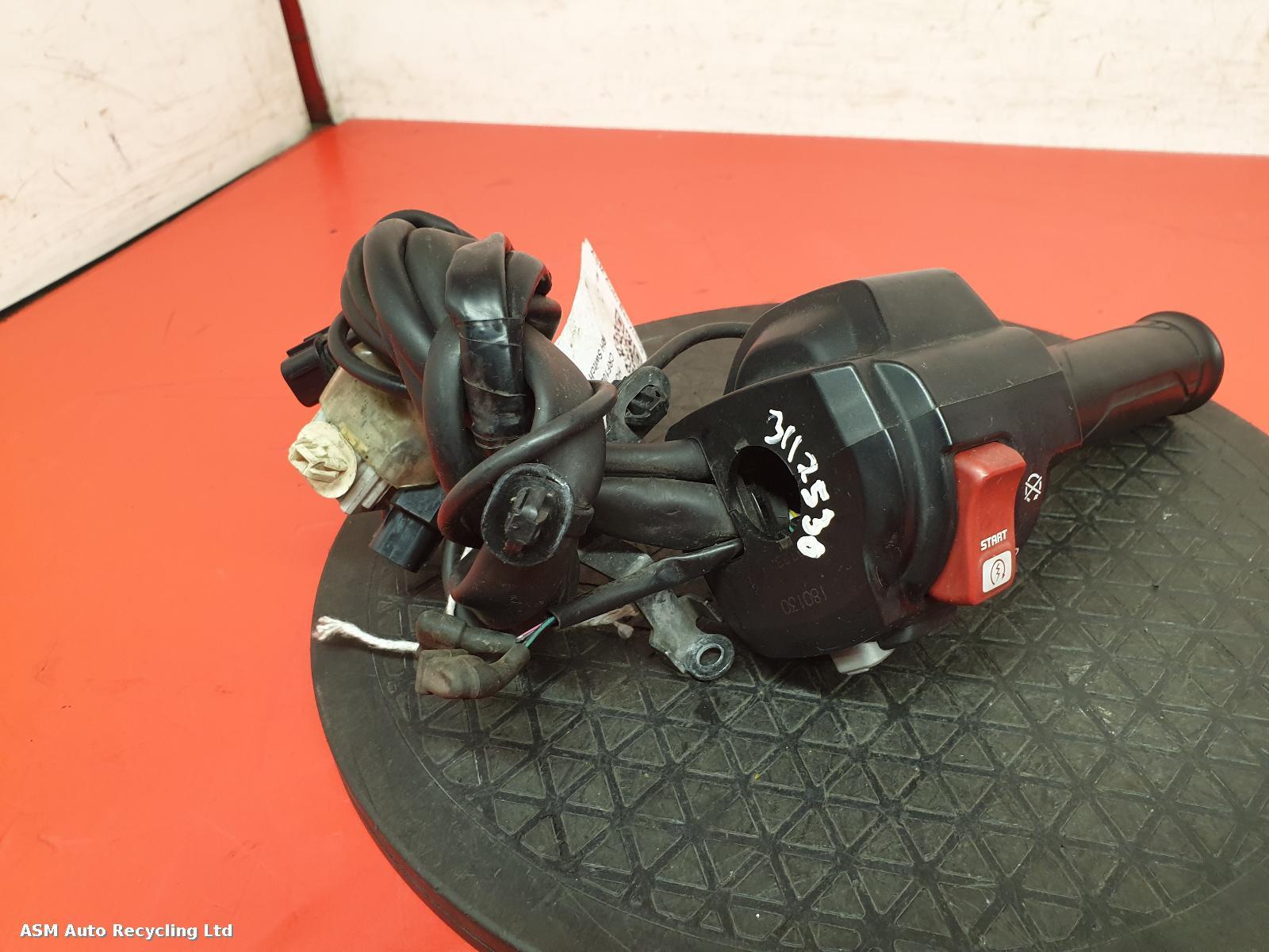 View Auto part RH Switch Gear Honda Crf1000l 2018