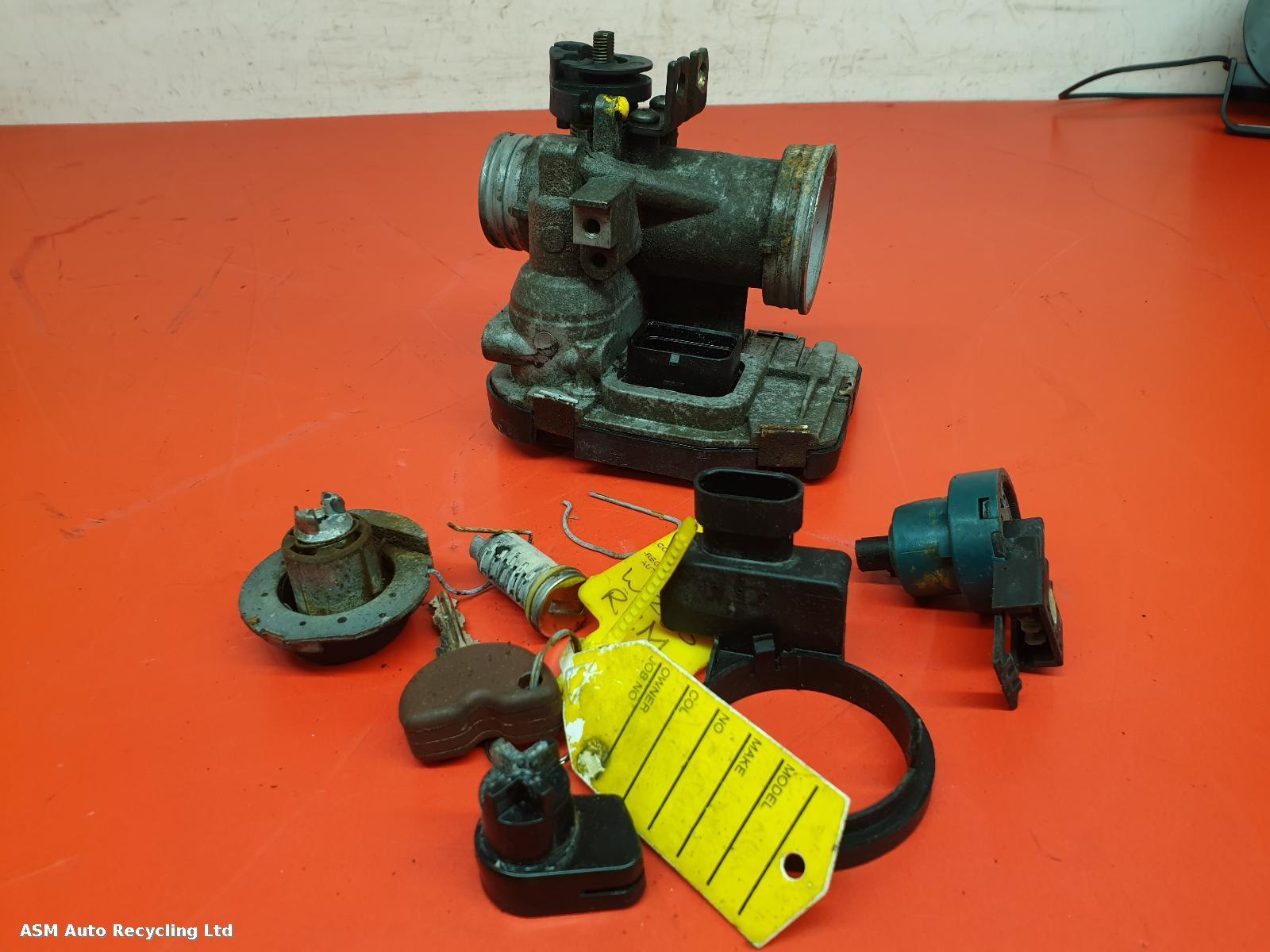 View Auto part Comp.Lock Set + Keys Piaggio Lxv 125 2013
