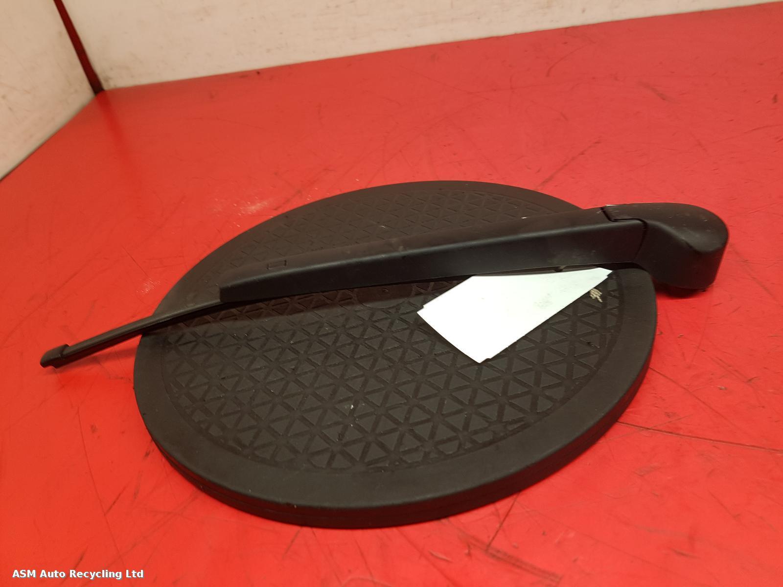 View Auto part Wiper Arm Volkswagen Id.4 2023