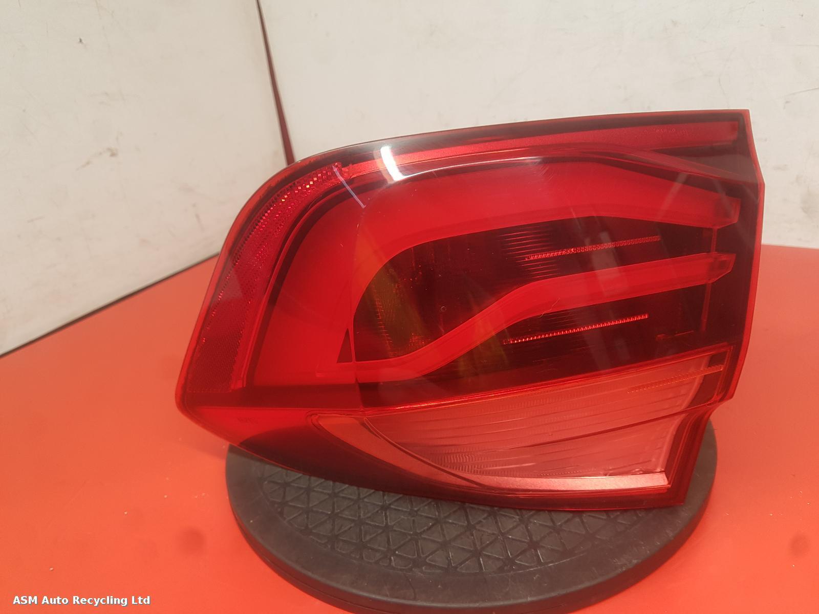 View Auto part R Taillight Bmw 3 Series 2016