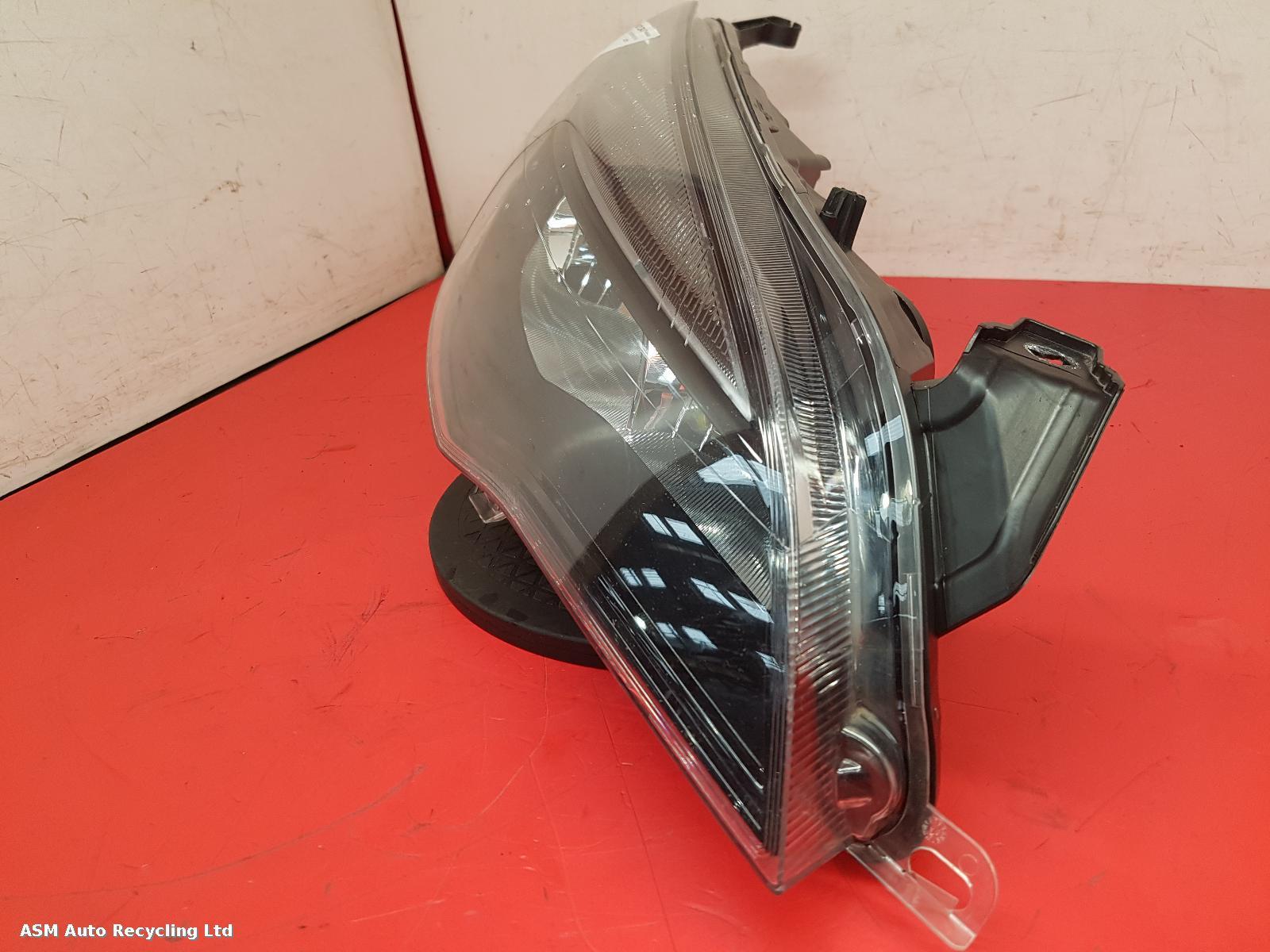 View Auto part R Headlamp Vauxhall Astra 2015