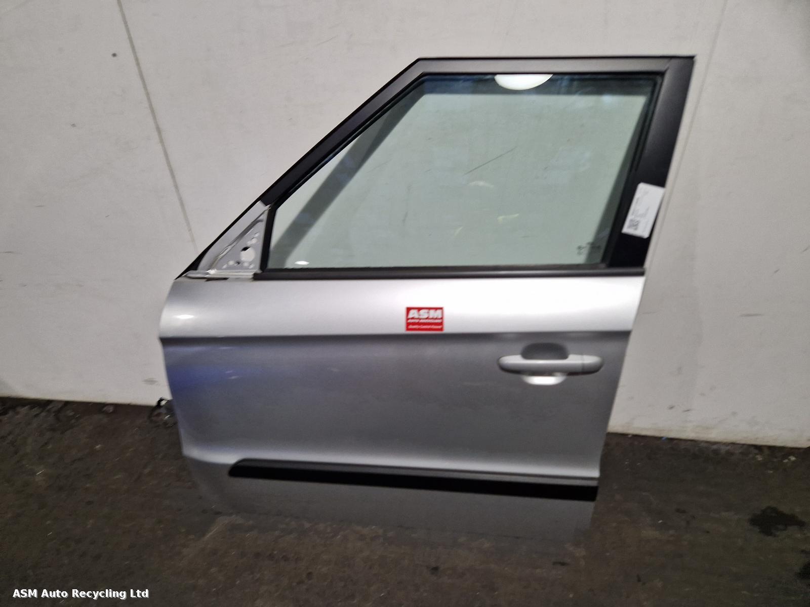 View Auto part L Front Door Kia Soul 2011