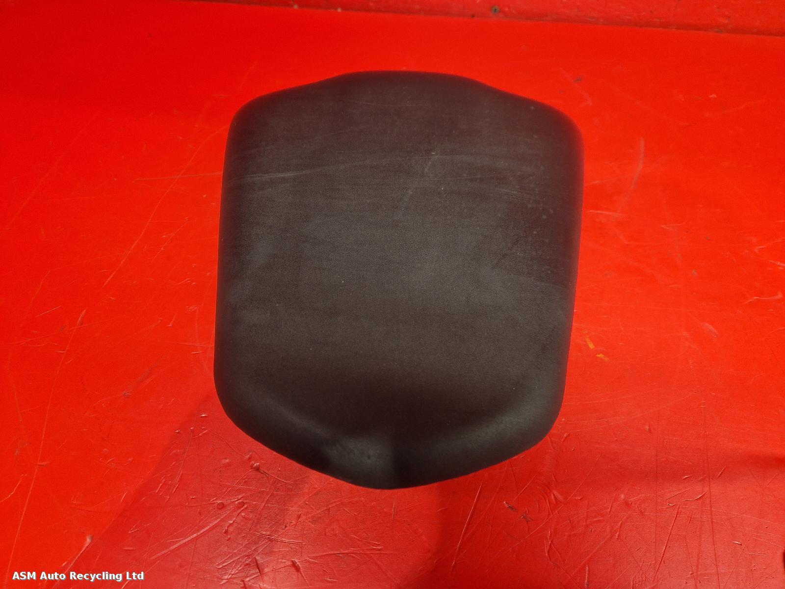 View Auto part 2nd Seat (Rear Seat) Honda Cb 500 F 2015