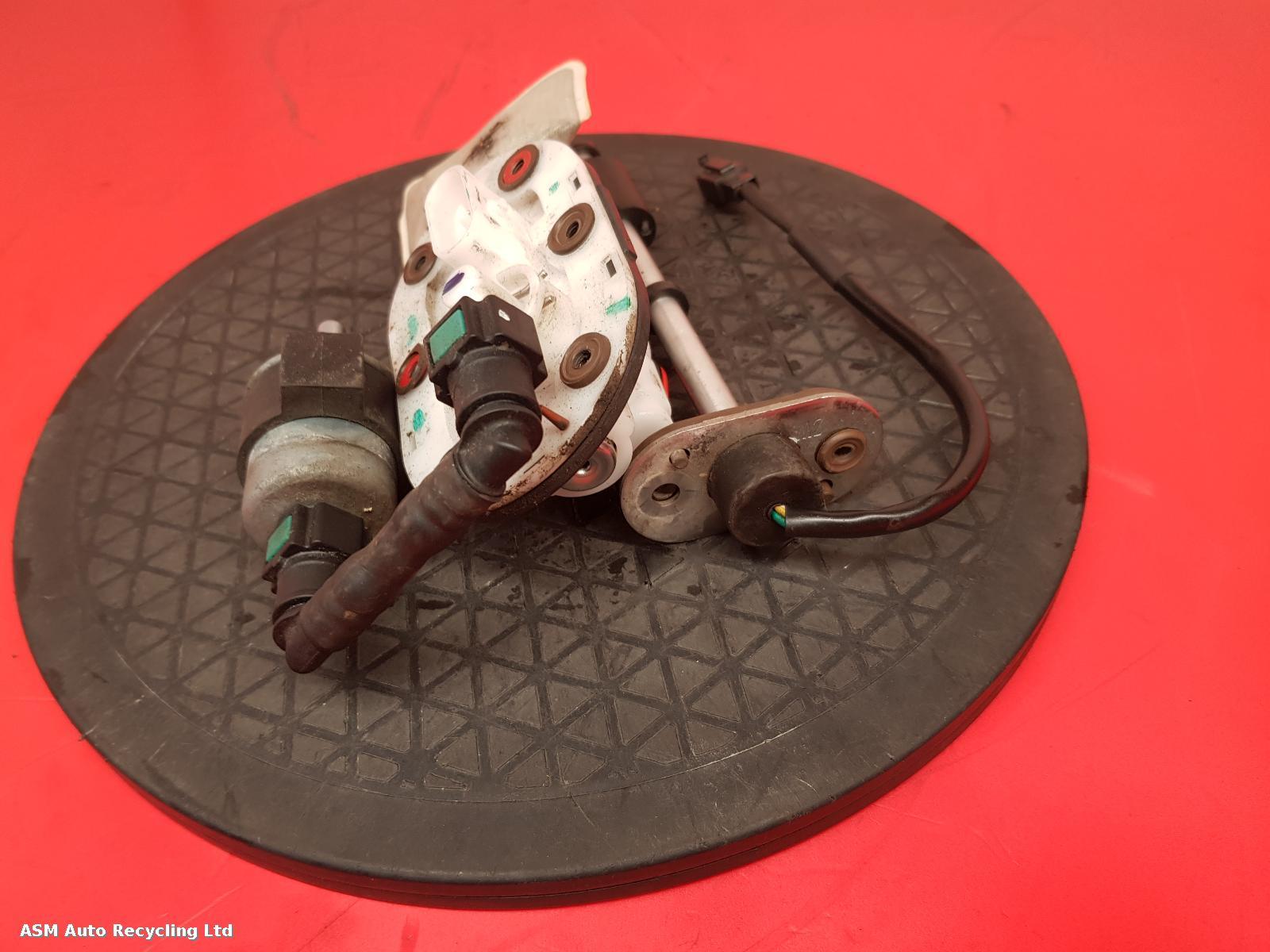 View Auto part Fuel Pump Sinnis Terrain 2023