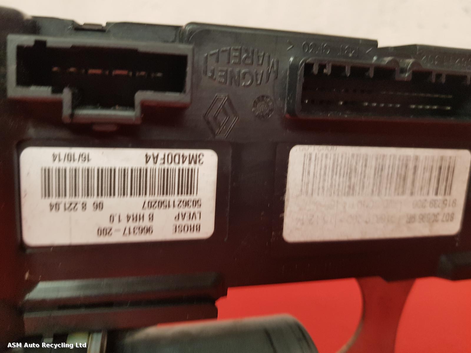 View Auto part RF Window Regulator Renault Megane 2015