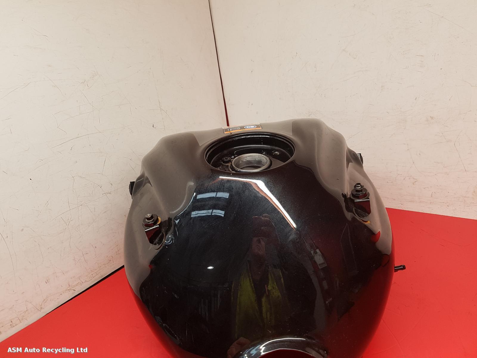 View Auto part Fuel Tank Kawasaki Kle 650 Versys 2023