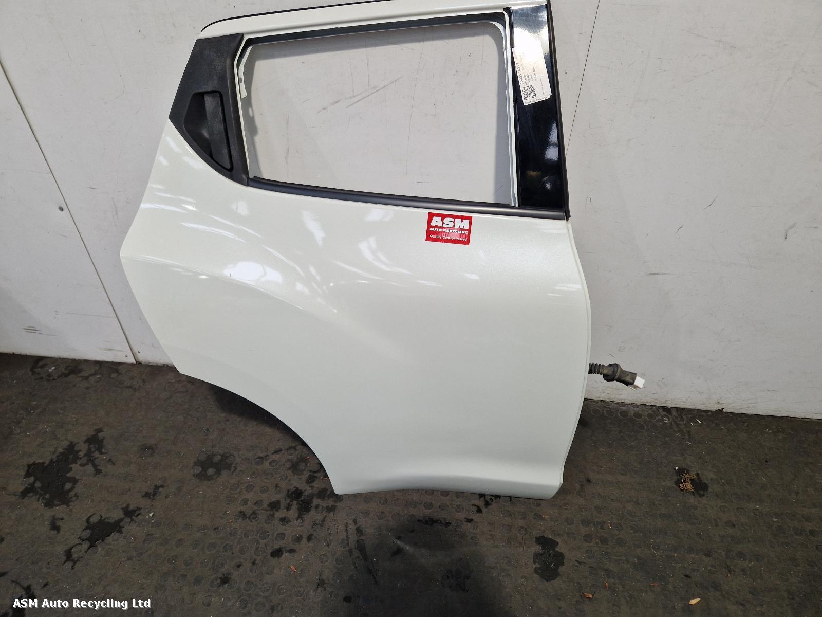 View Auto part R Rear Door Nissan Juke 2013