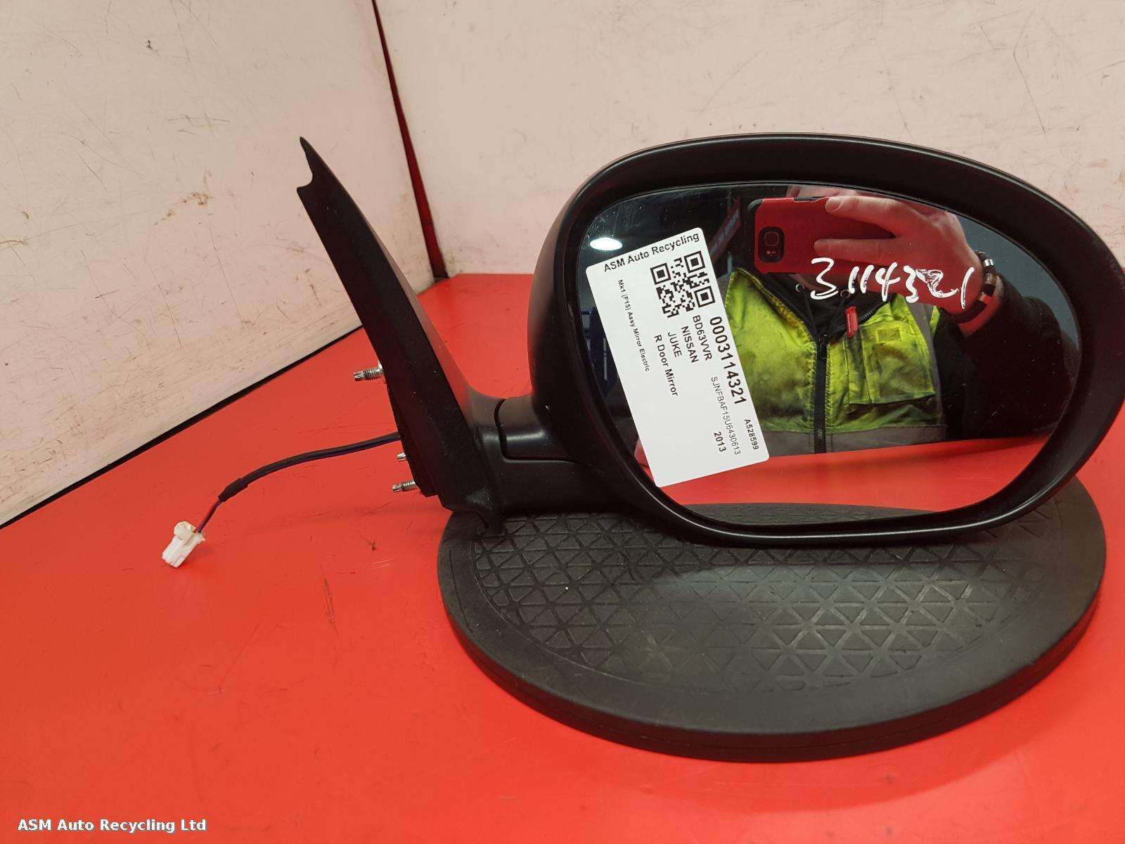 View Auto part R Door Mirror Nissan Juke 2013