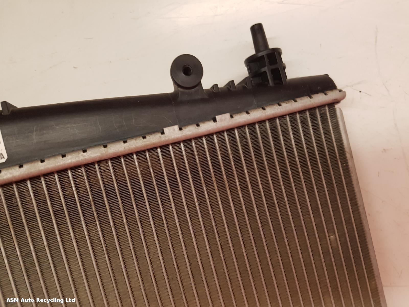 View Auto part Radiator Nissan Juke 2013