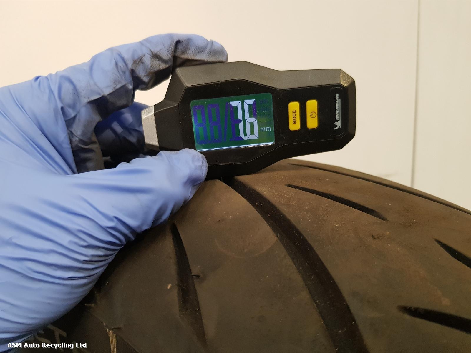 View Auto part Wheel Harley Davidson Road King 2009