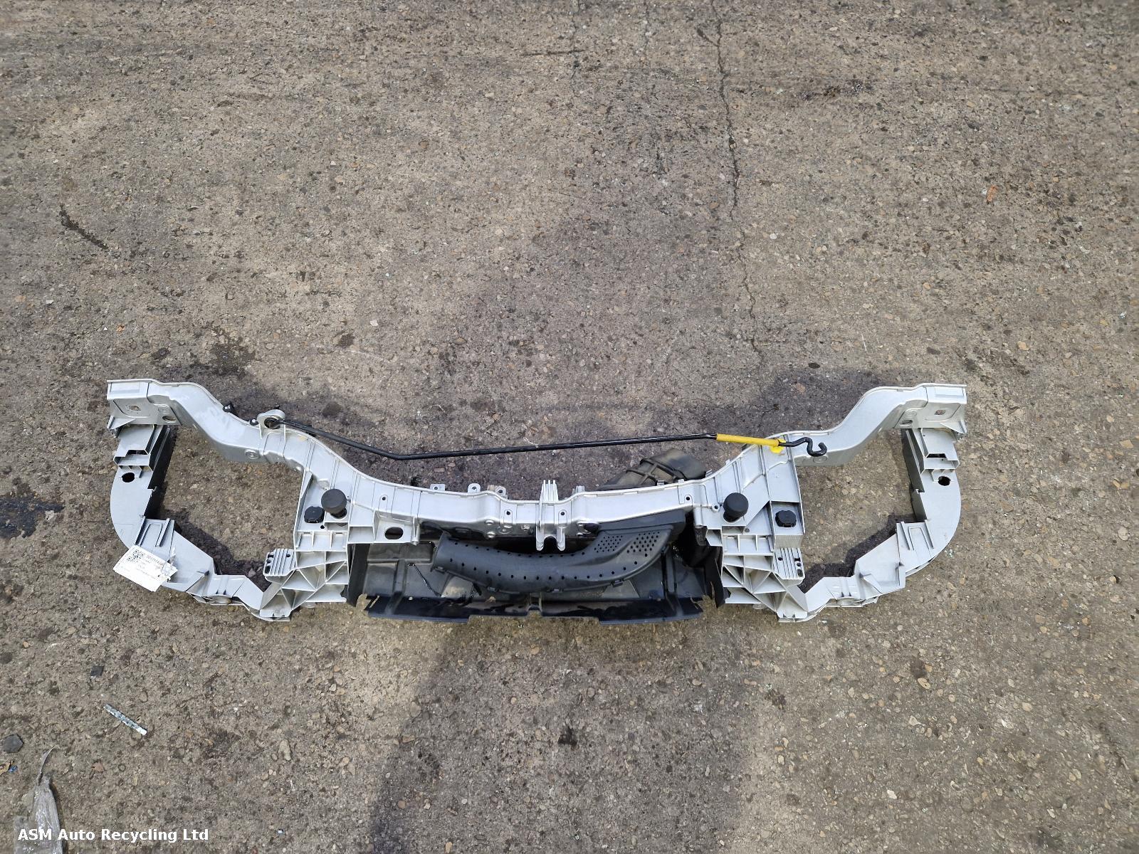 View Auto part Front Panel Ford Focus 2013