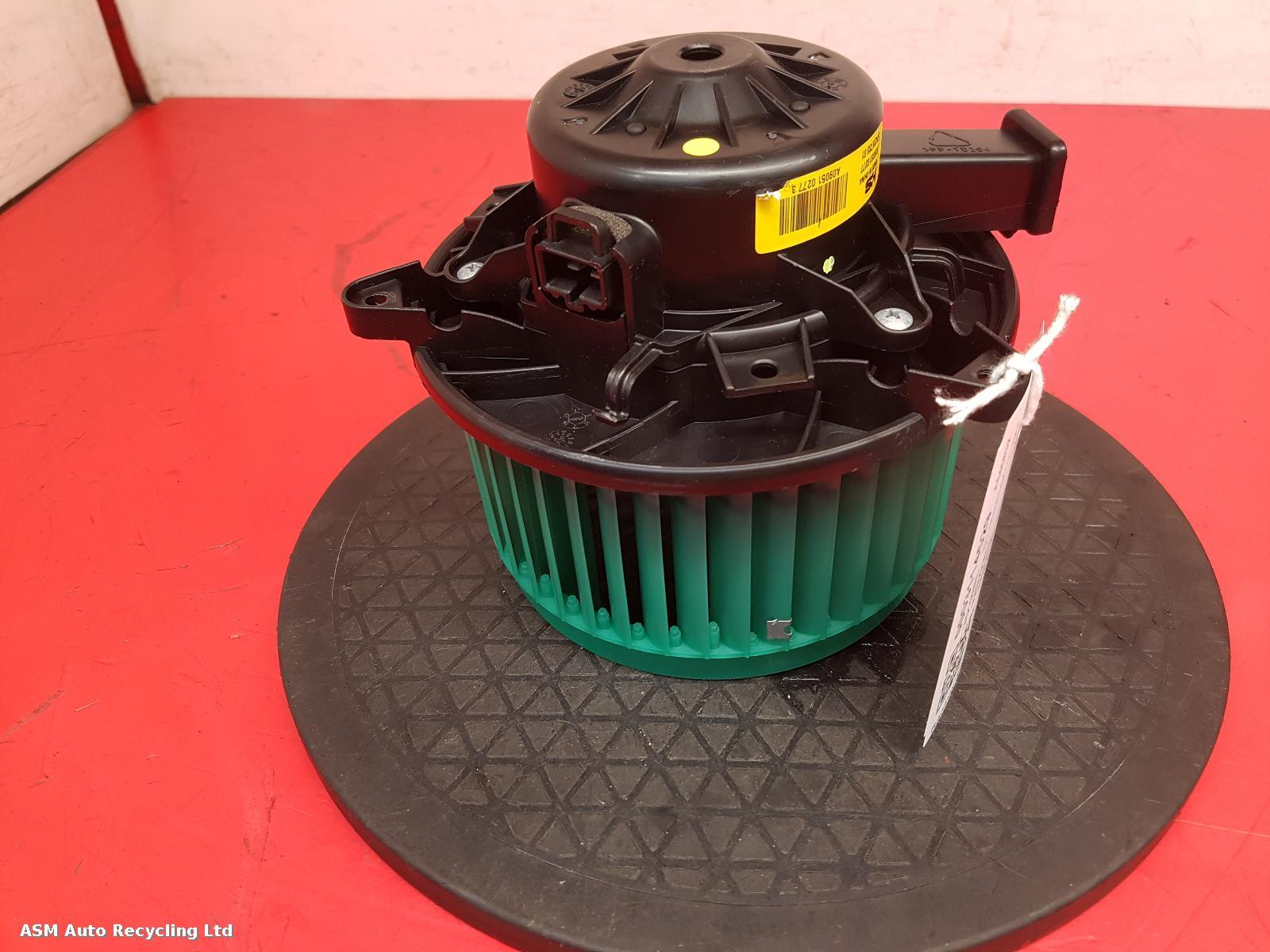 View Auto part Heater Motor/Assembly Vauxhall Insignia 2010