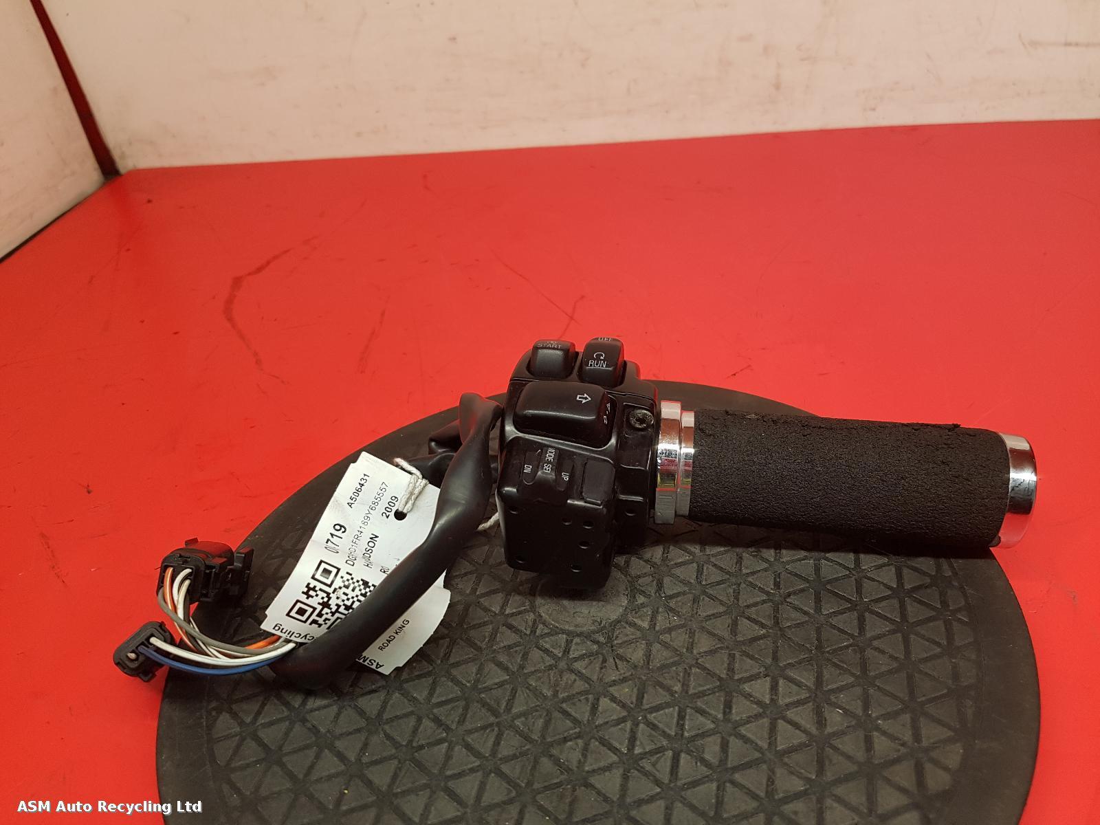 View Auto part RH Switch Gear Harley Davidson Road King 2009