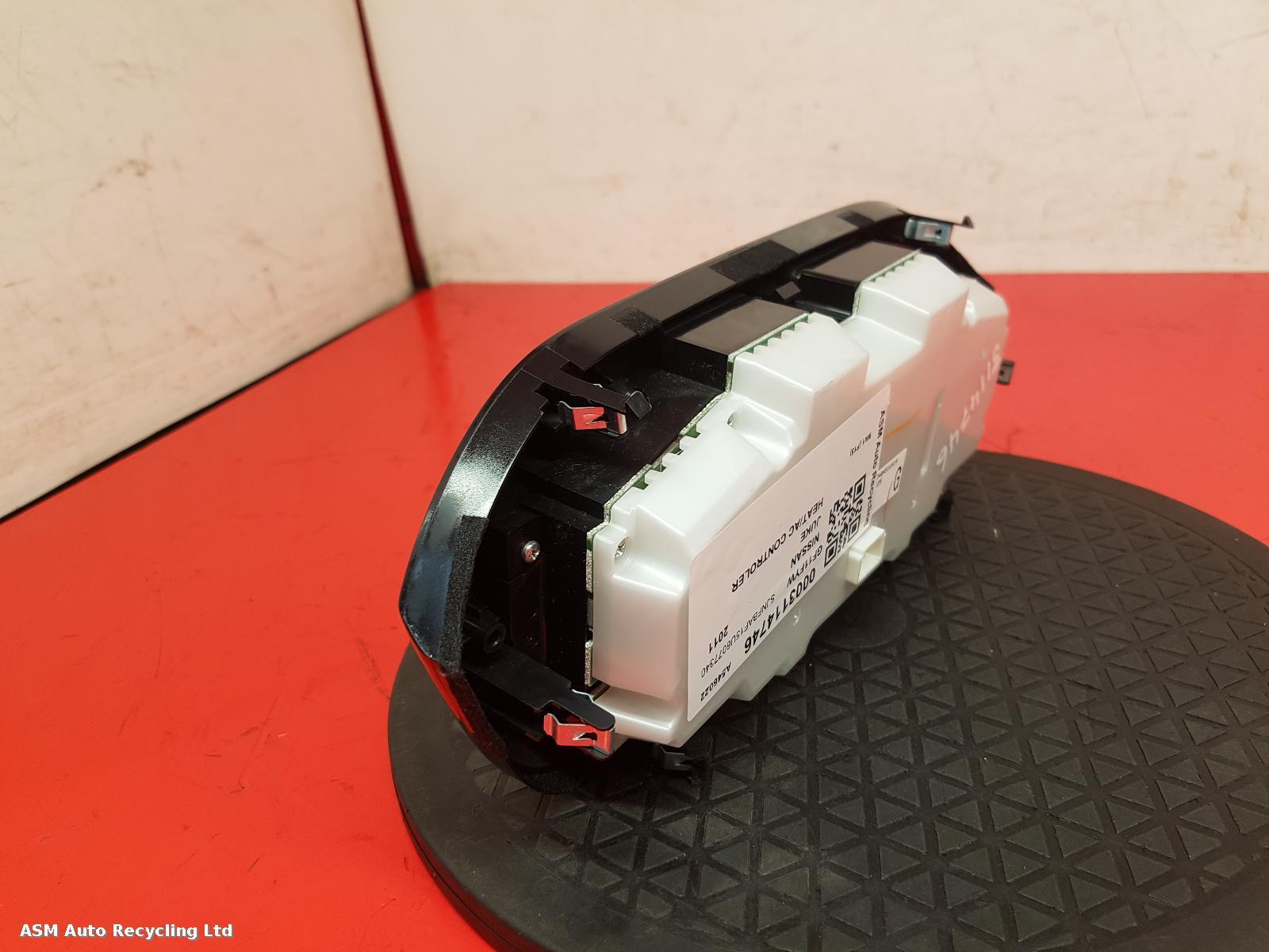 View Auto part Heater/AC Controller Nissan Juke 2011