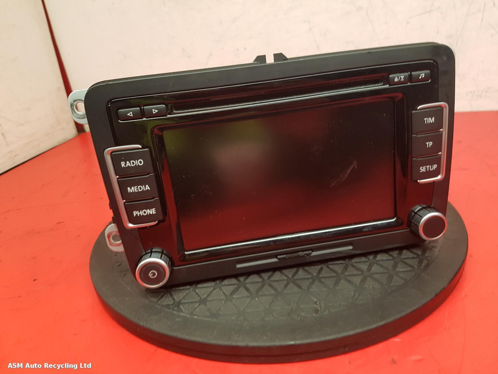 View Auto part A/V Equipment Volkswagen Golf 2008