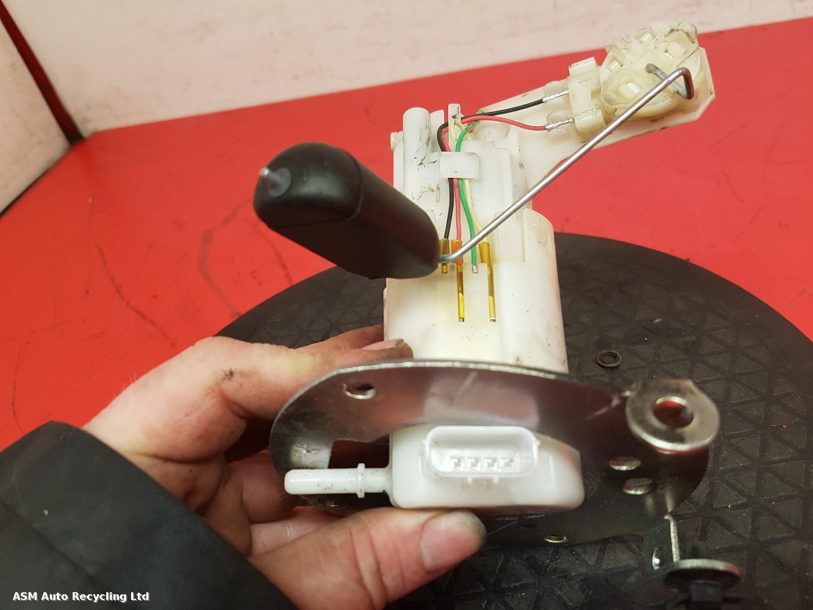 View Auto part Fuel Pump Honda Cb125r 2020