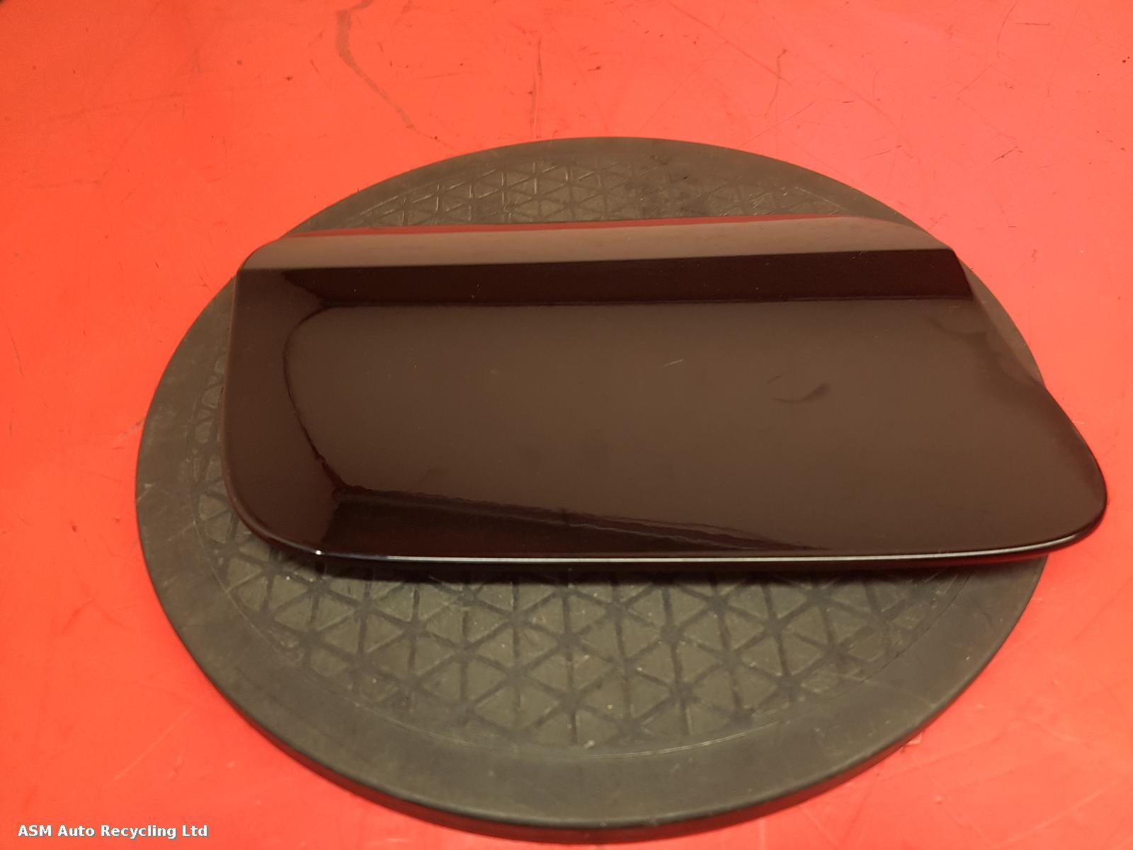 View Auto part Fuel Filler Flap Vauxhall Insignia 2019