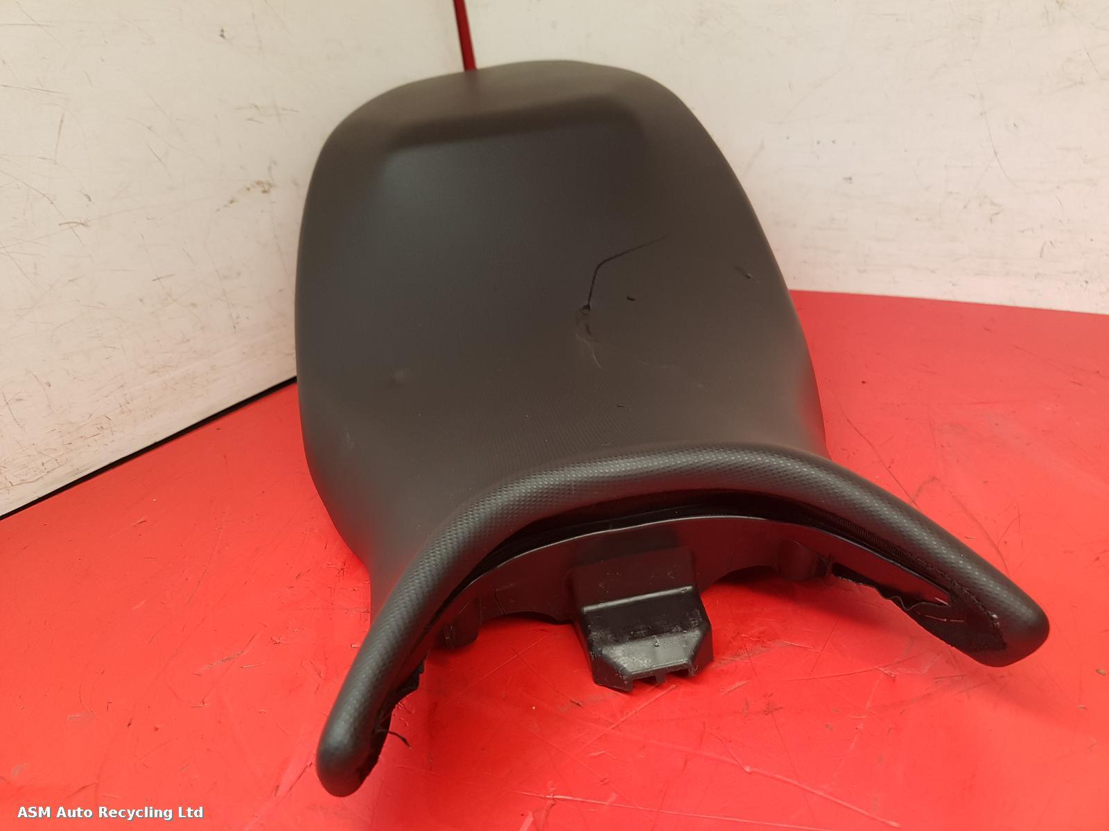 View Auto part Front Seat Bmw G 310 2021