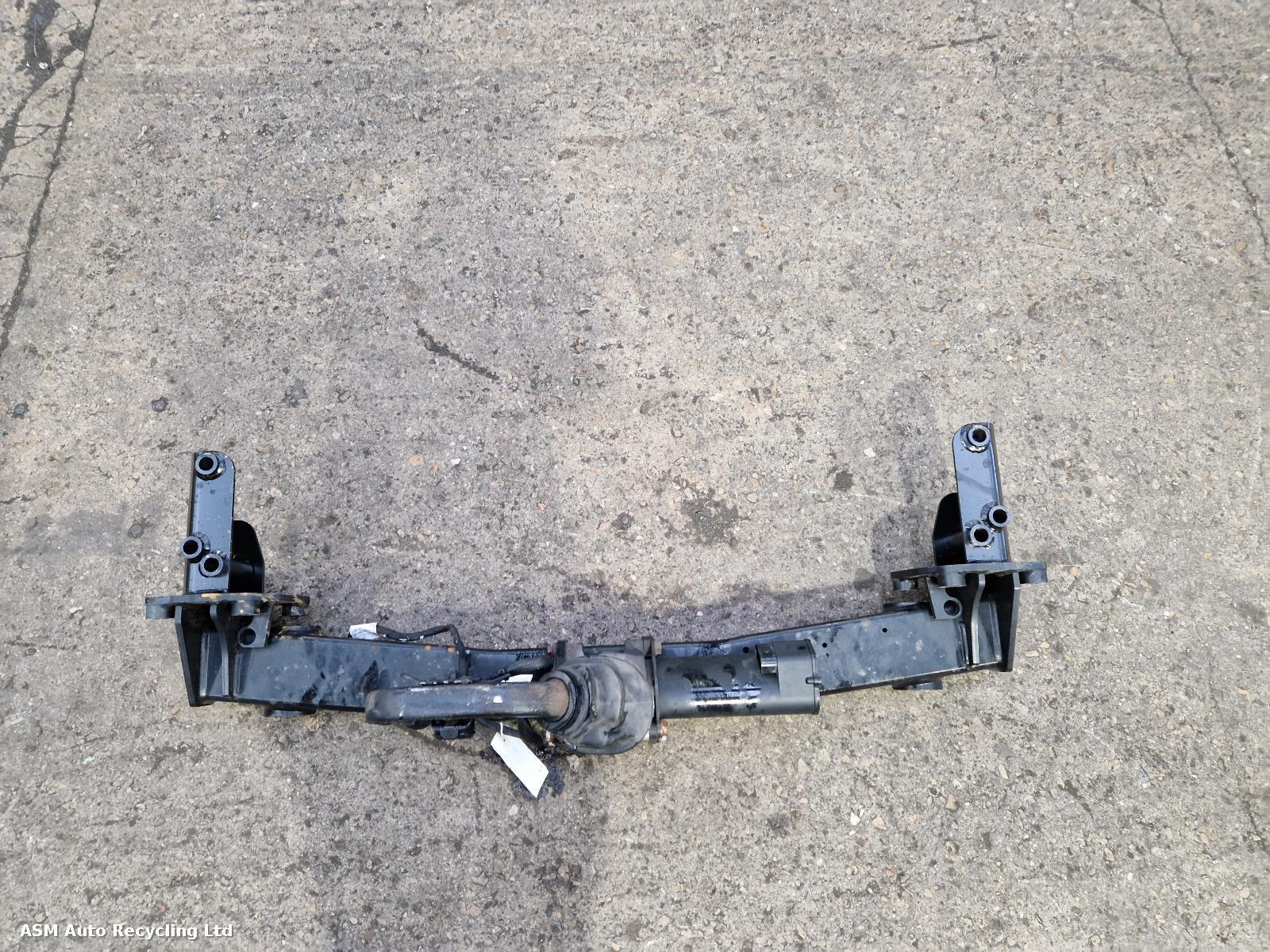 View Auto part Towbar Land Rover Discovery 2021