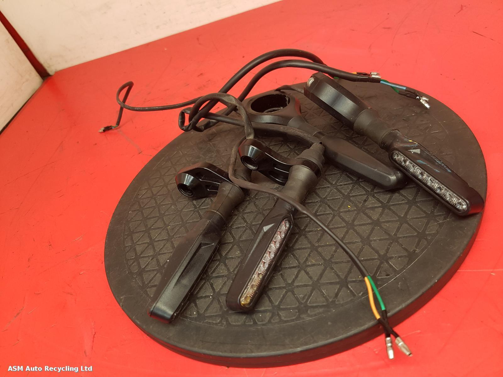 View Auto part L Repeater Lamp Mutt Mushman 125 2023