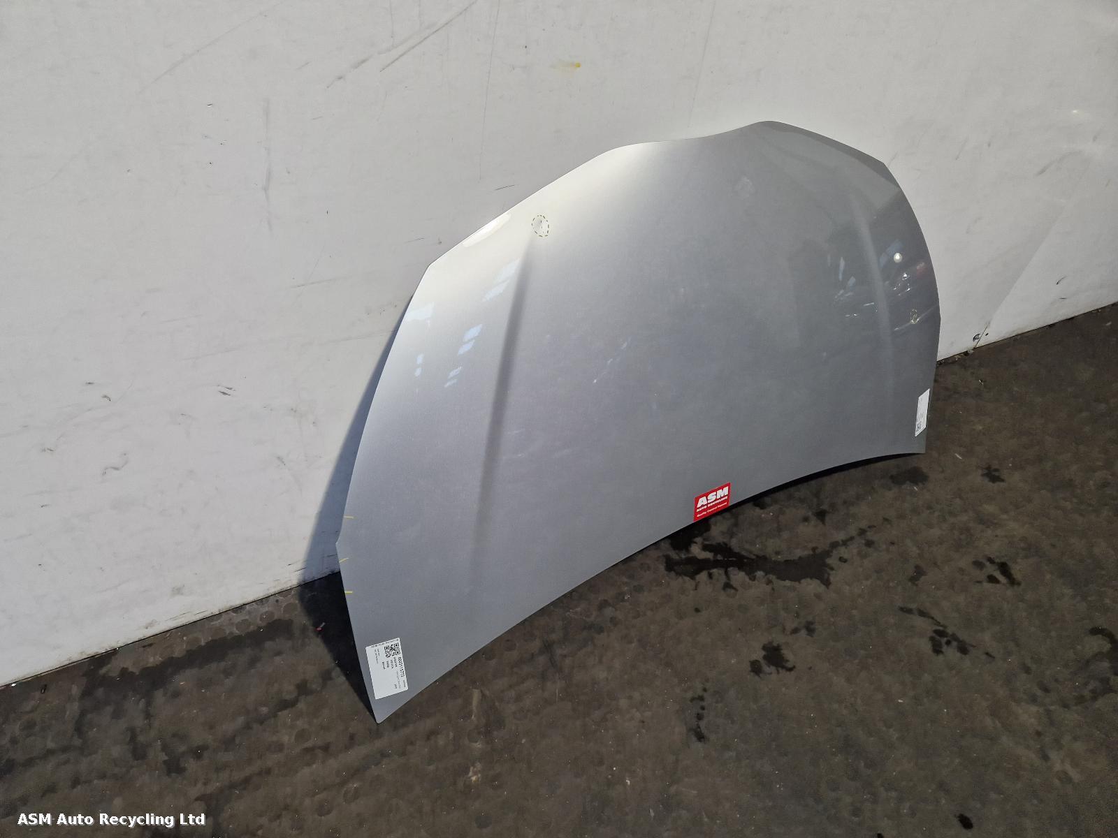 View Auto part Bonnet Toyota Yaris 2019